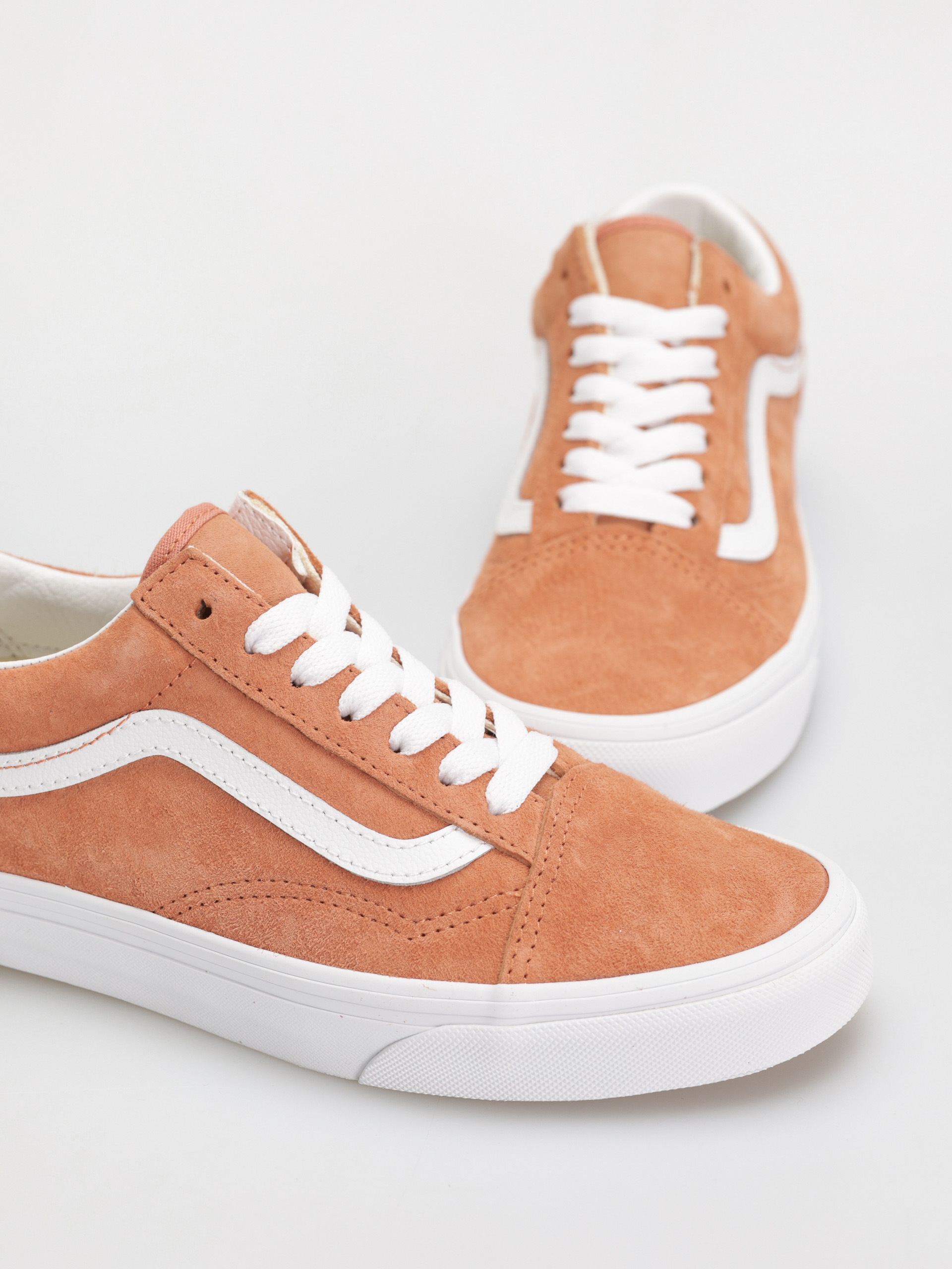 Vans Old Skool Shoes (pig suede carnelian)