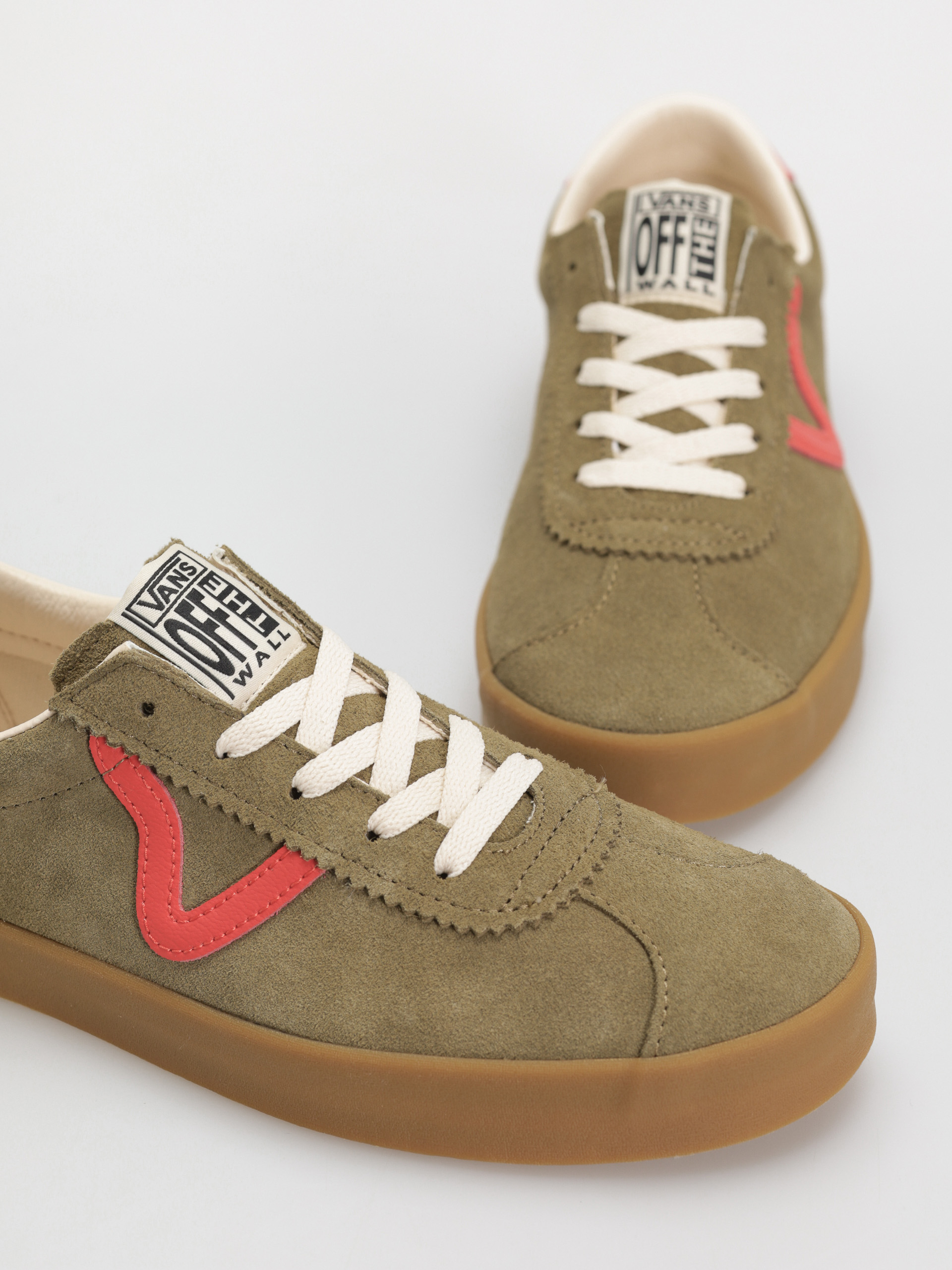 Vans Schuhe Sport Low (gum pop olive/red)