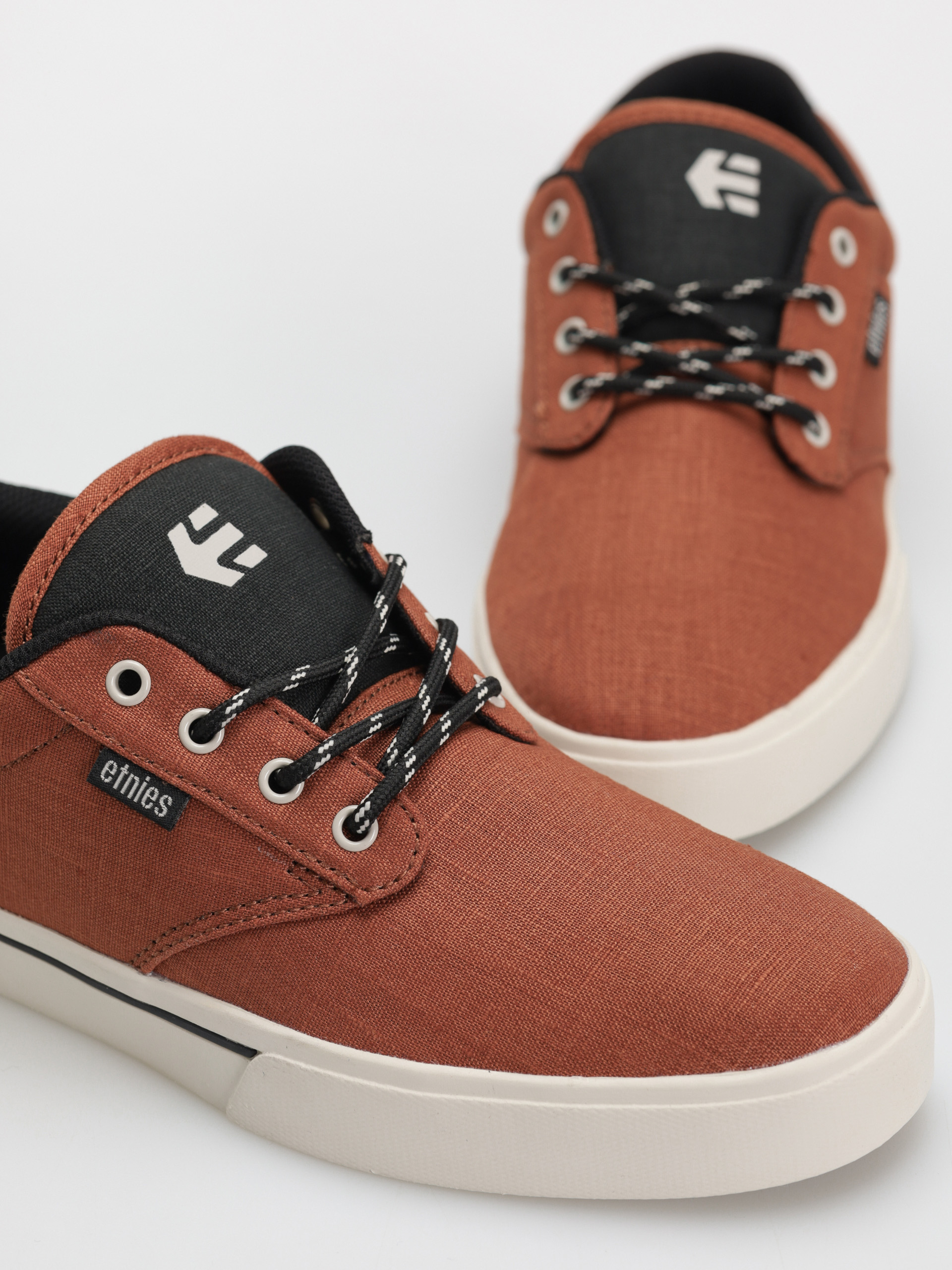 Etnies Shoes Jameson 2 Eco (brown/black)