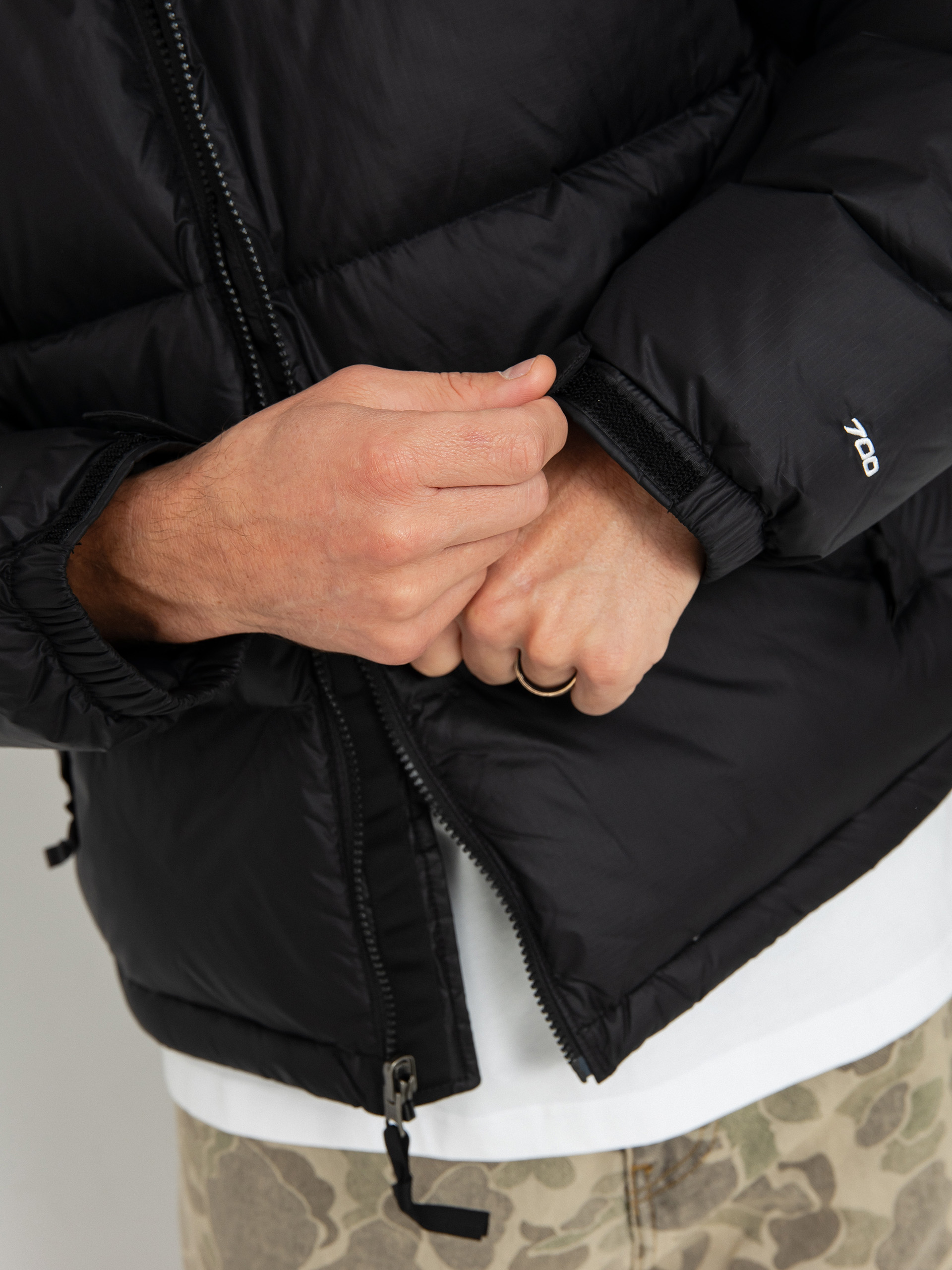 Black north face puffer jacket nuptse online