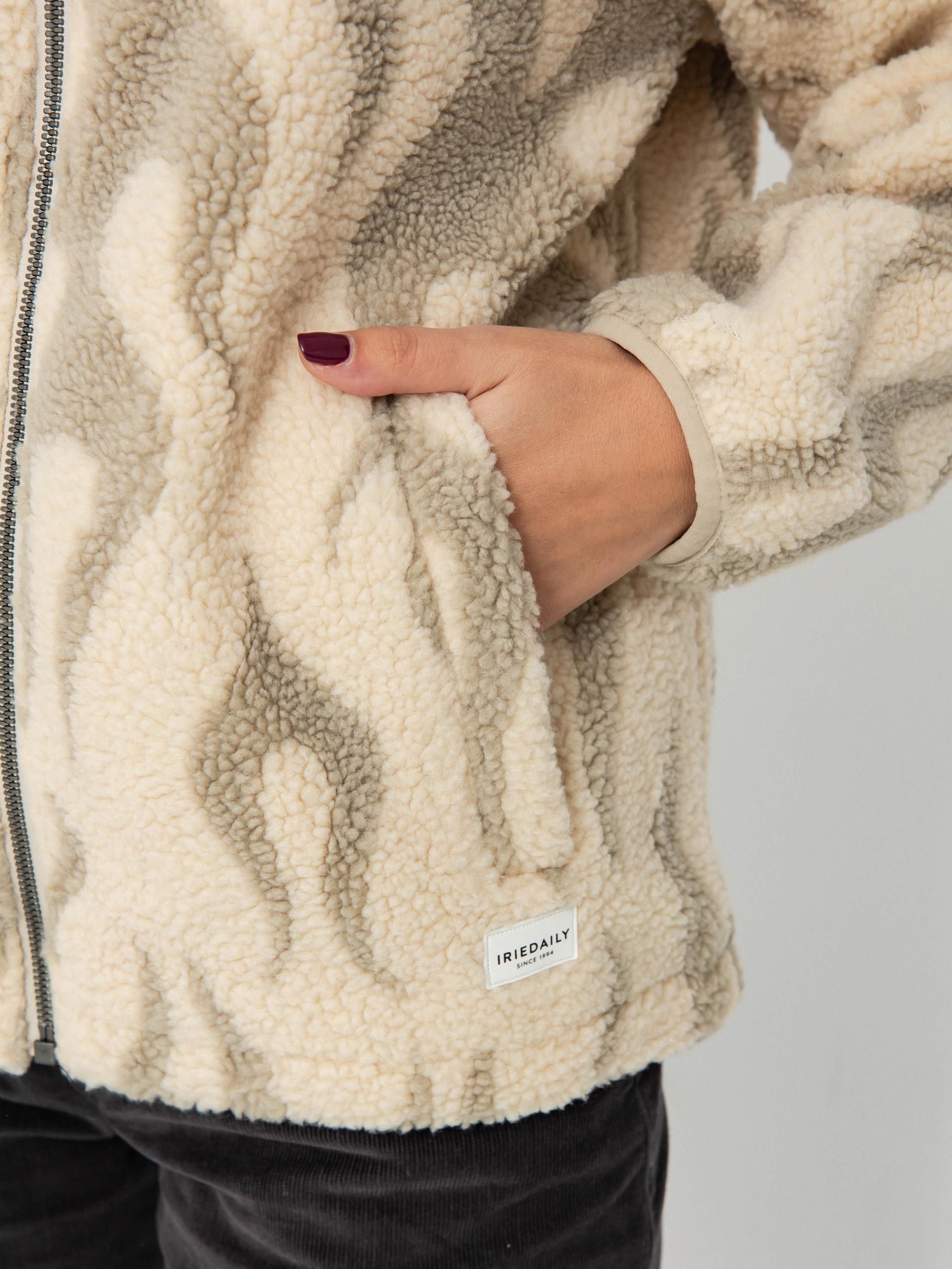 Iriedaily Jacke Pat Teddy Wmn (beige)