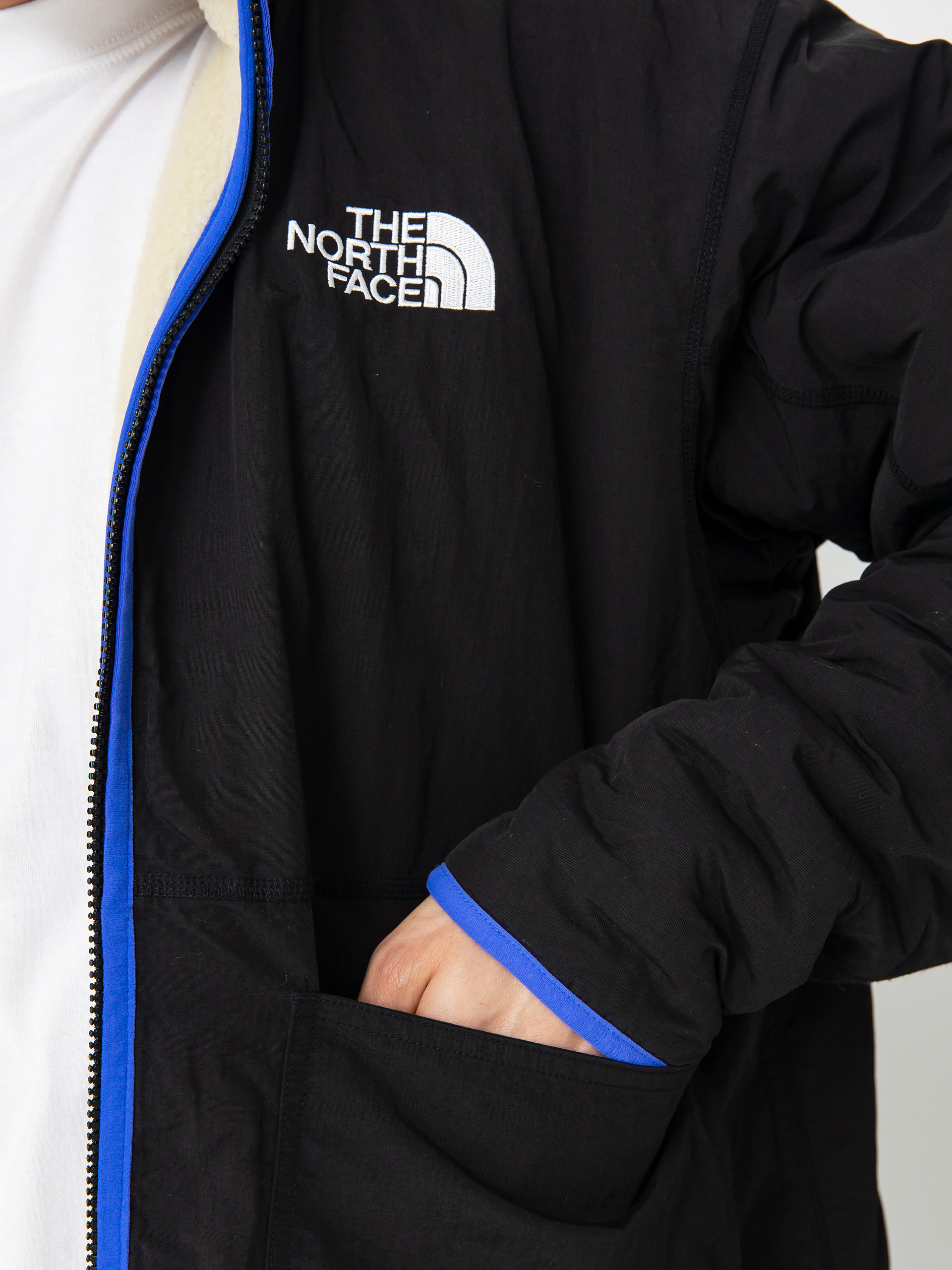 The North Face Jacket X Yinka Ilori Reversible Fleece (gravel/tnf black)