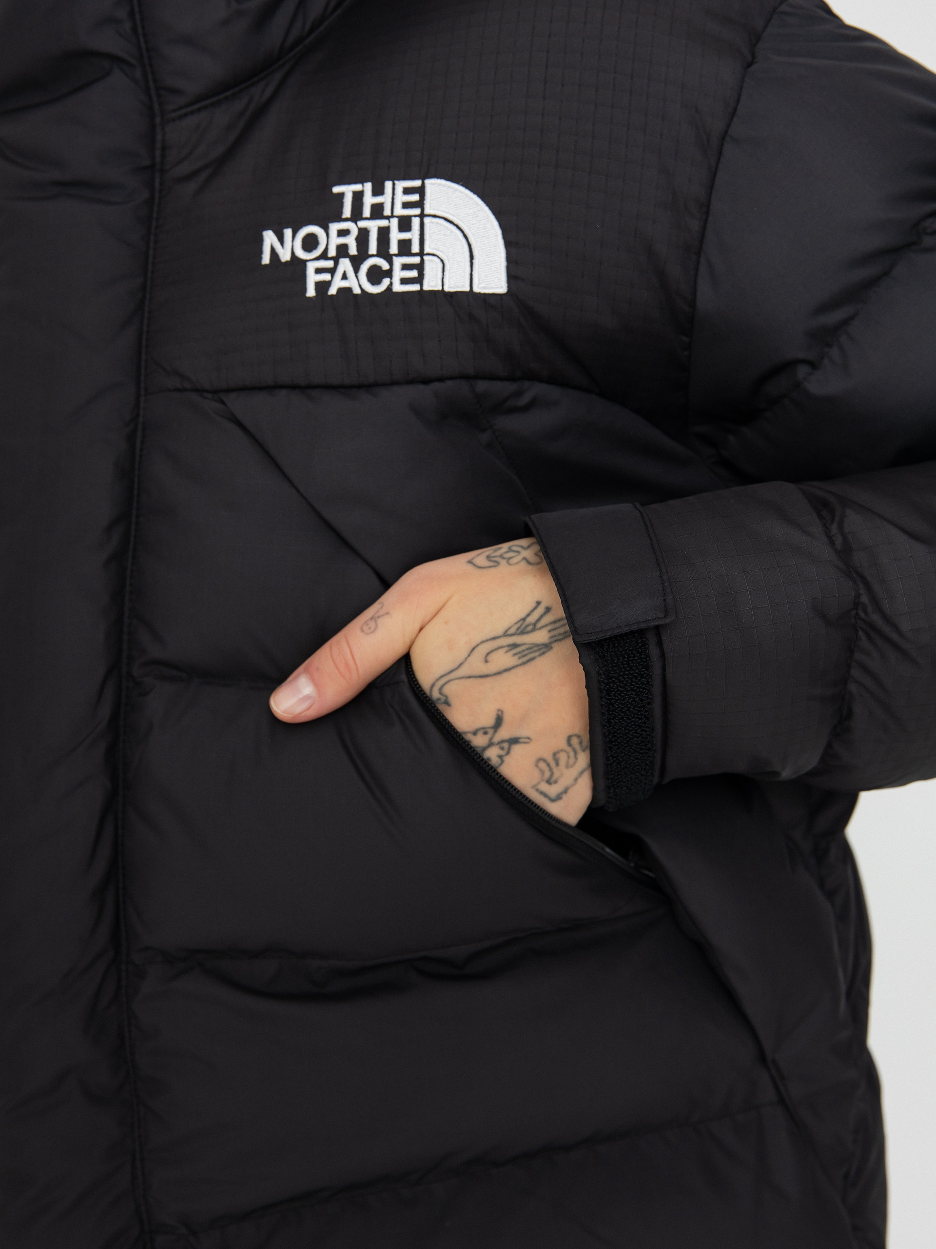 The North Face Jacket Limbara Insulated Parka Wmn (tnf black)