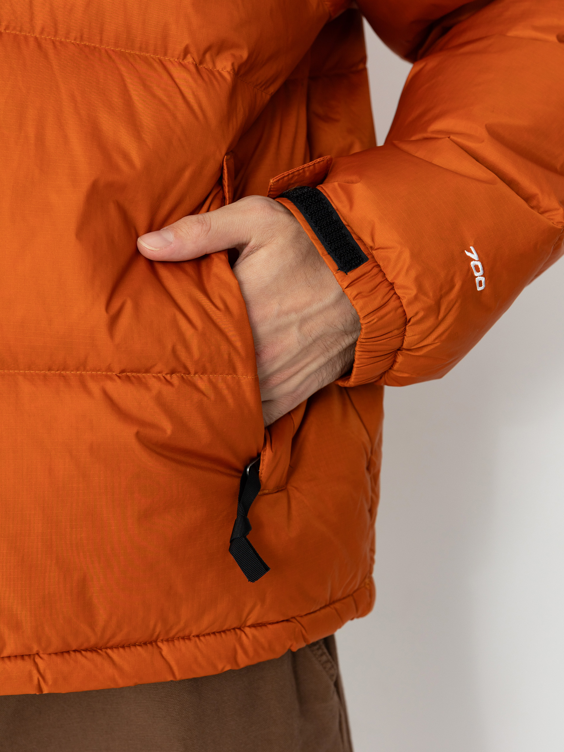 The North Face 1996 Retro Nuptse Jacke (earthen copper/tnf blac)