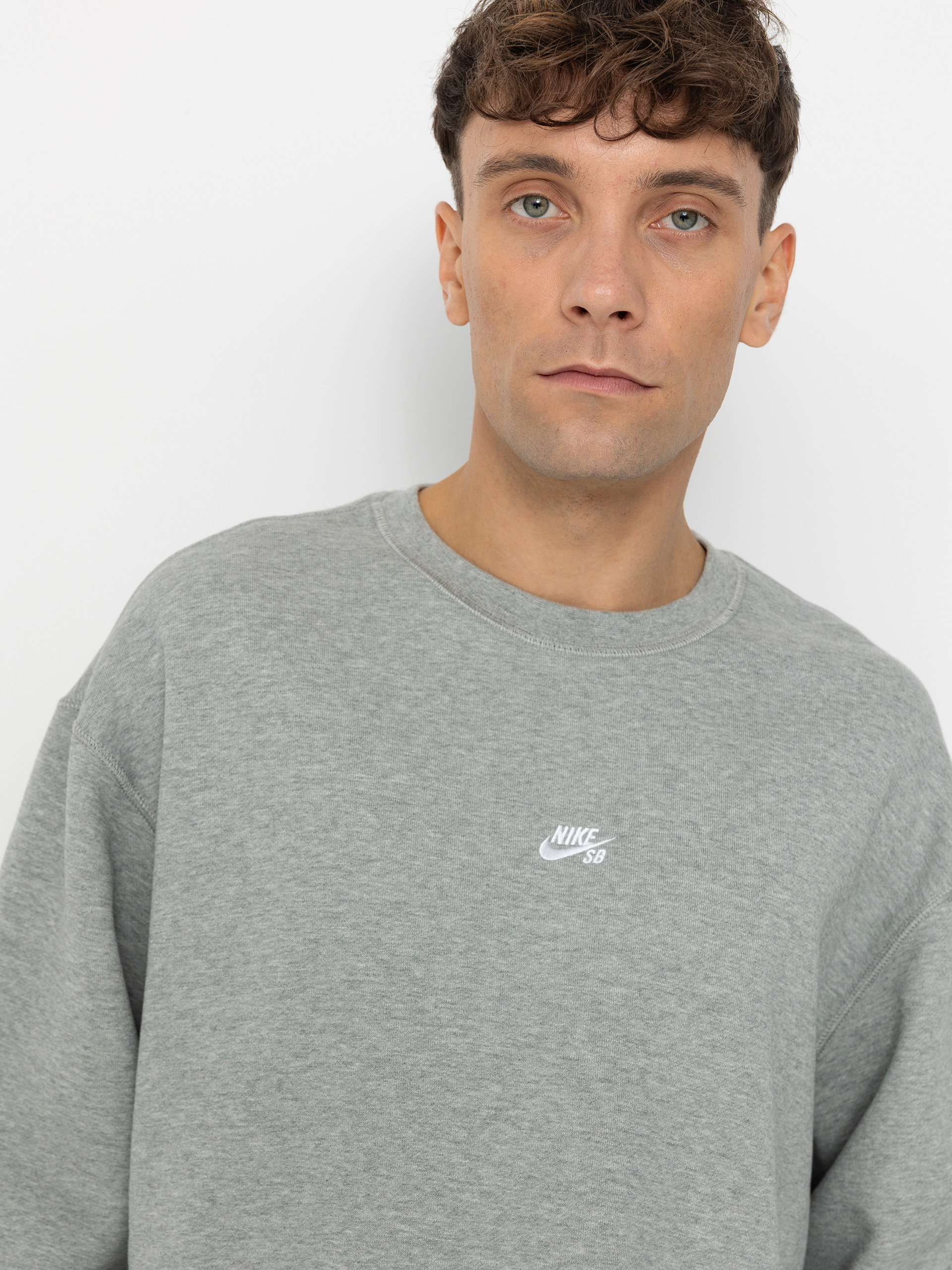 Nike SB Essential Logo Crew Sweatshirt (dk grey heather/white)