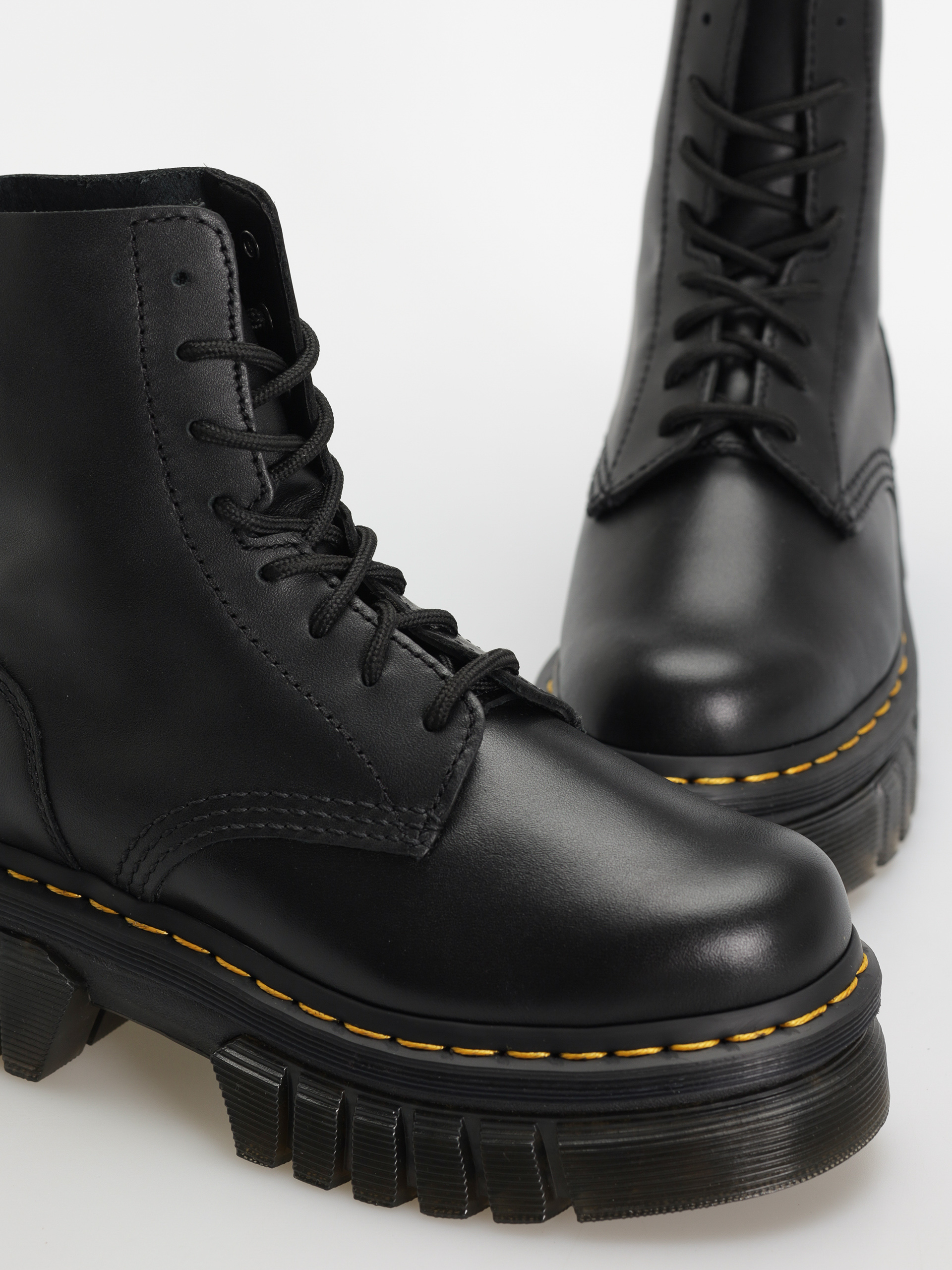 Dr. Martens Schuhe Audrick 8i Boot Wmn (black nappa lux)