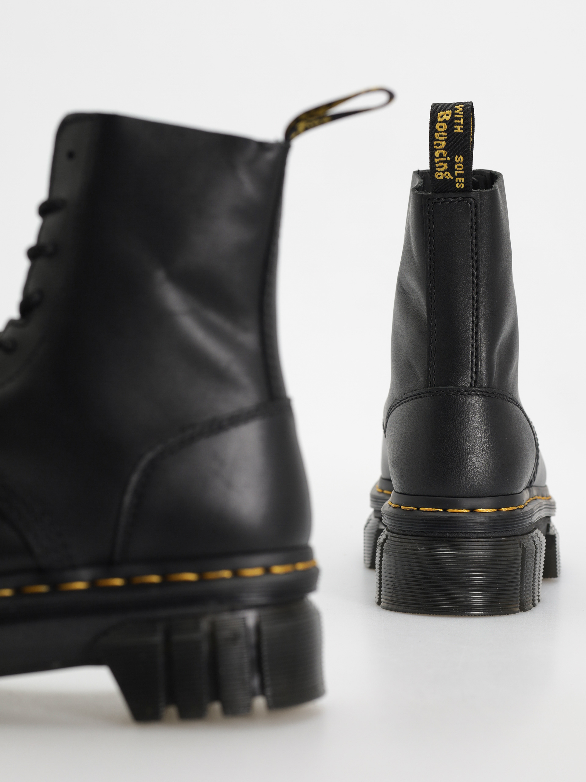 Dr. Martens Schuhe Audrick 8i Boot Wmn (black nappa lux)