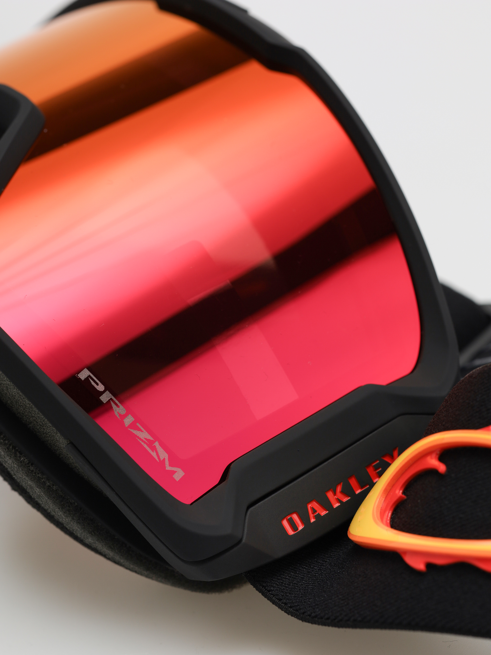 oakleyオークリー　LINE MINER L TORCH IRIDIUM Oakley Line Miner L Goggle - Matte Black w/ Prizm Snow Torch