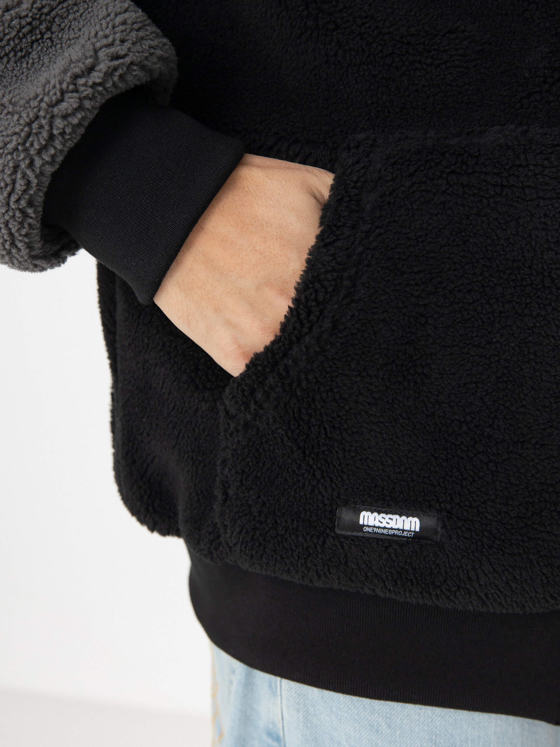 MassDnm Result Reversible Jacke (grey/black)