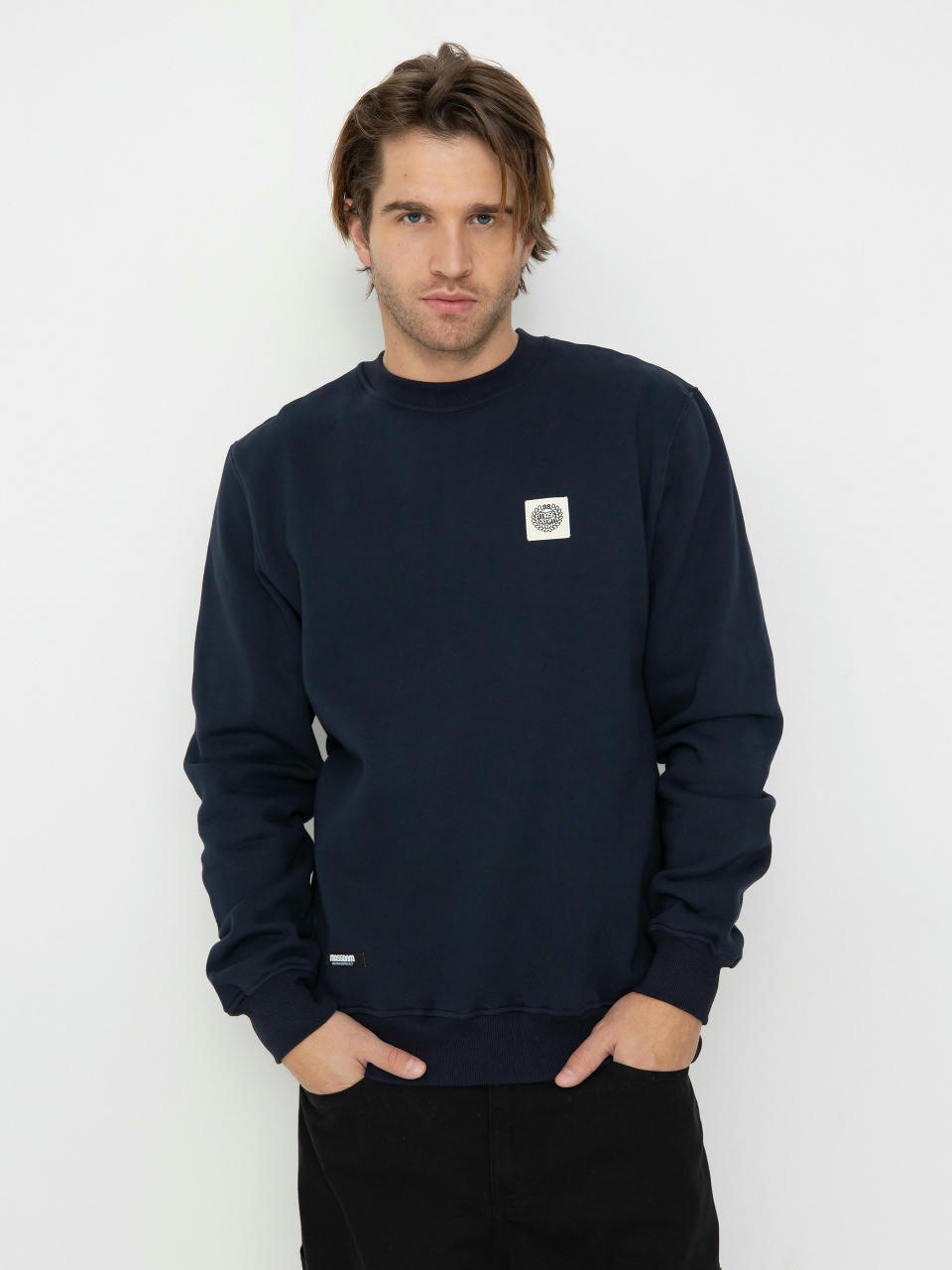 MassDnm Patch Crew Sweatshirt (navy)