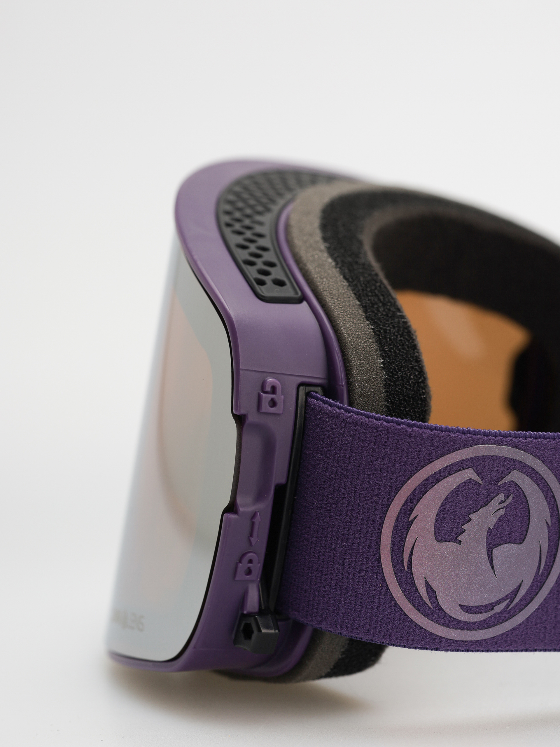 Dragon NFX2 Goggles (deepplum/lumalens silver ion+lumalens violet)