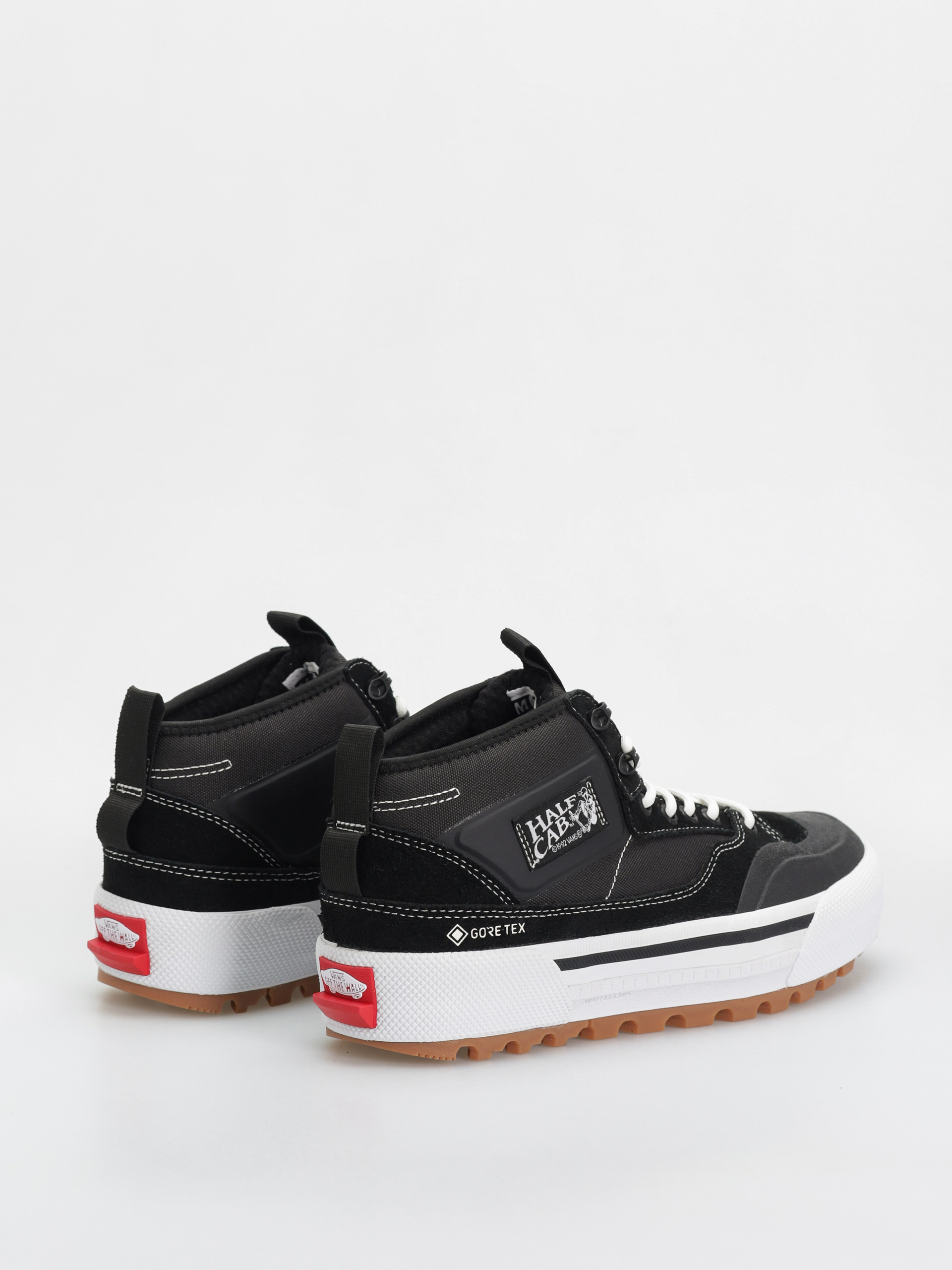 【VANS】 ヴァンズ MTE Half Cab GORE-TEX BLACK/WHITE 国内発送 VANS MENS MTE HALF CAB GORE-TEX SHOES BLACK/WHITE - ONE