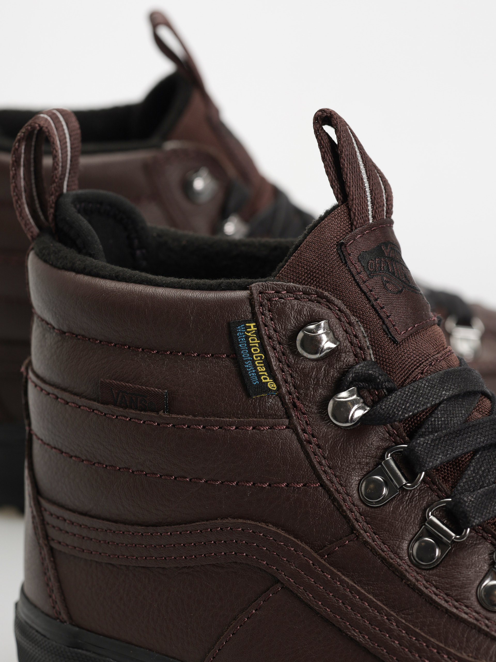Vans Sk8 Hi Dr Waterproof MTE Shoes (chocolate/black)