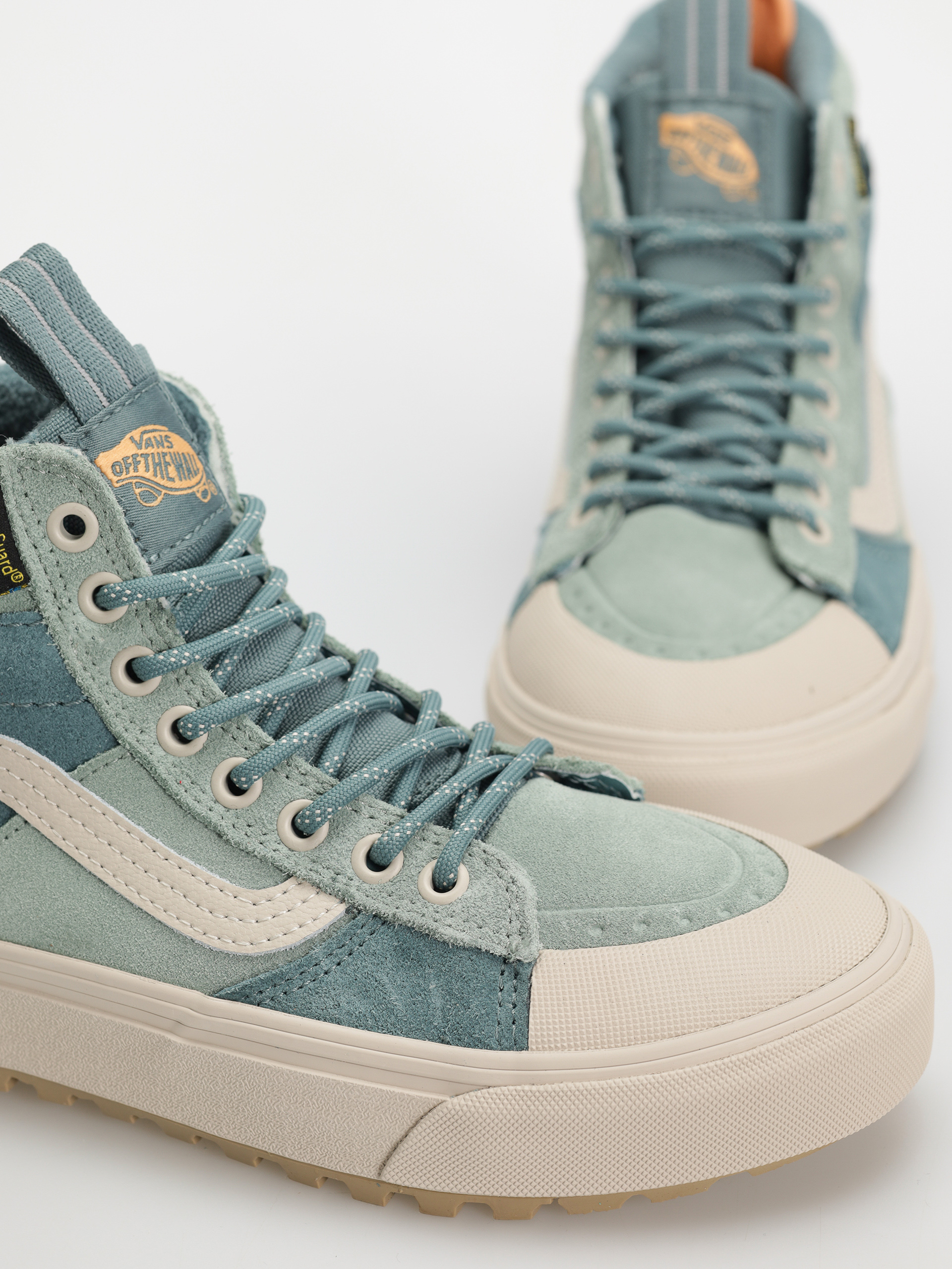 Vans Sk8 Hi Waterproof MTE Shoes (green)