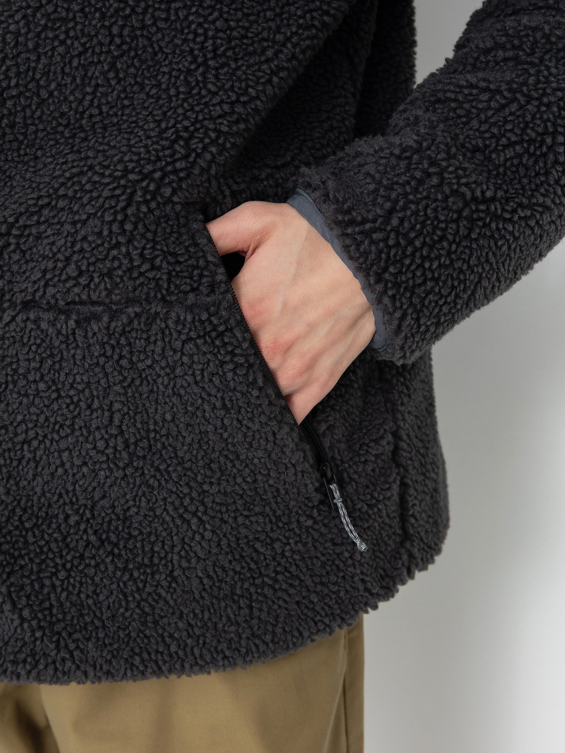 Patagonia Jacke Reversible Silent Down (forge grey)