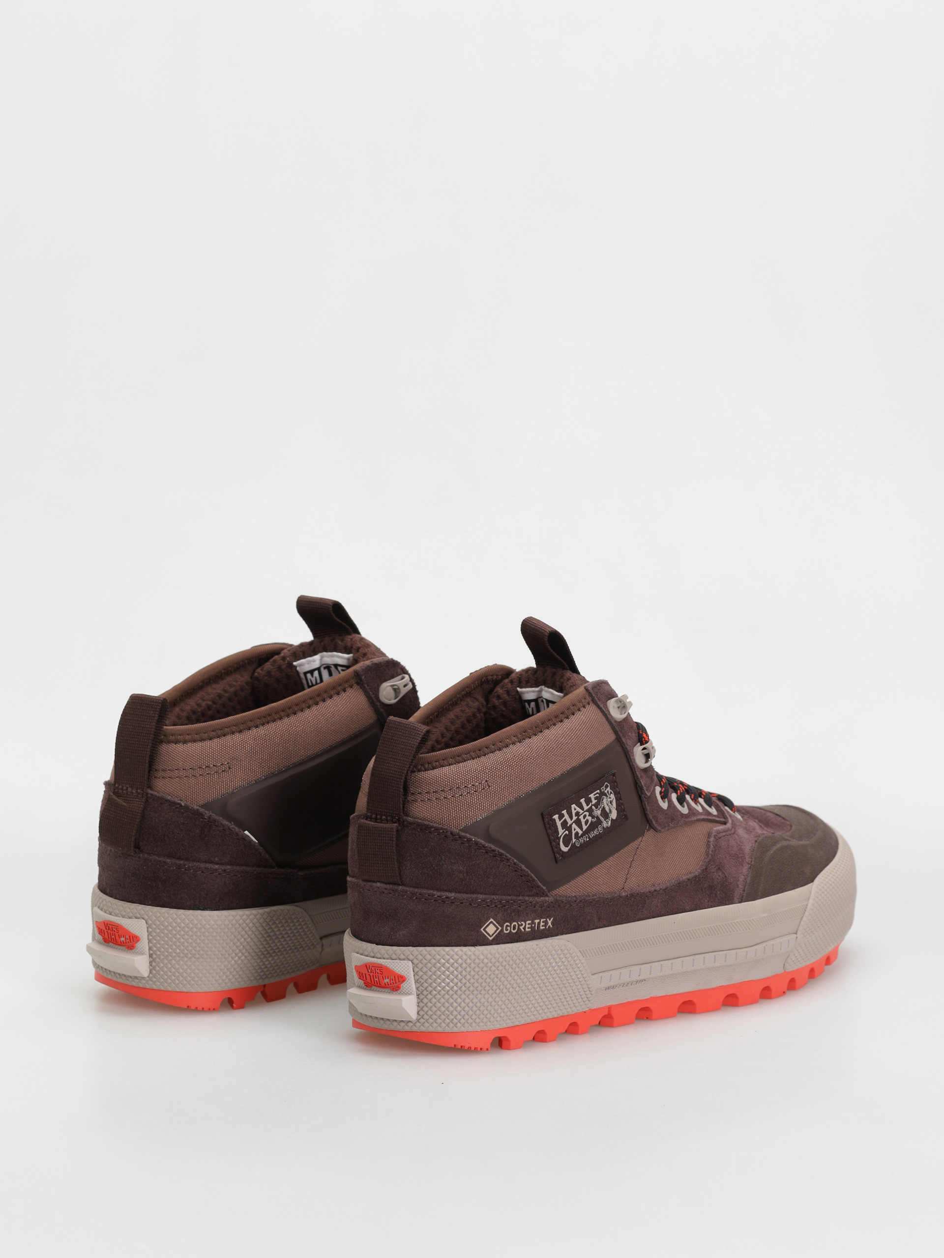Vans Half Cab Gore Tex MTE Shoes (bitter chocolate)
