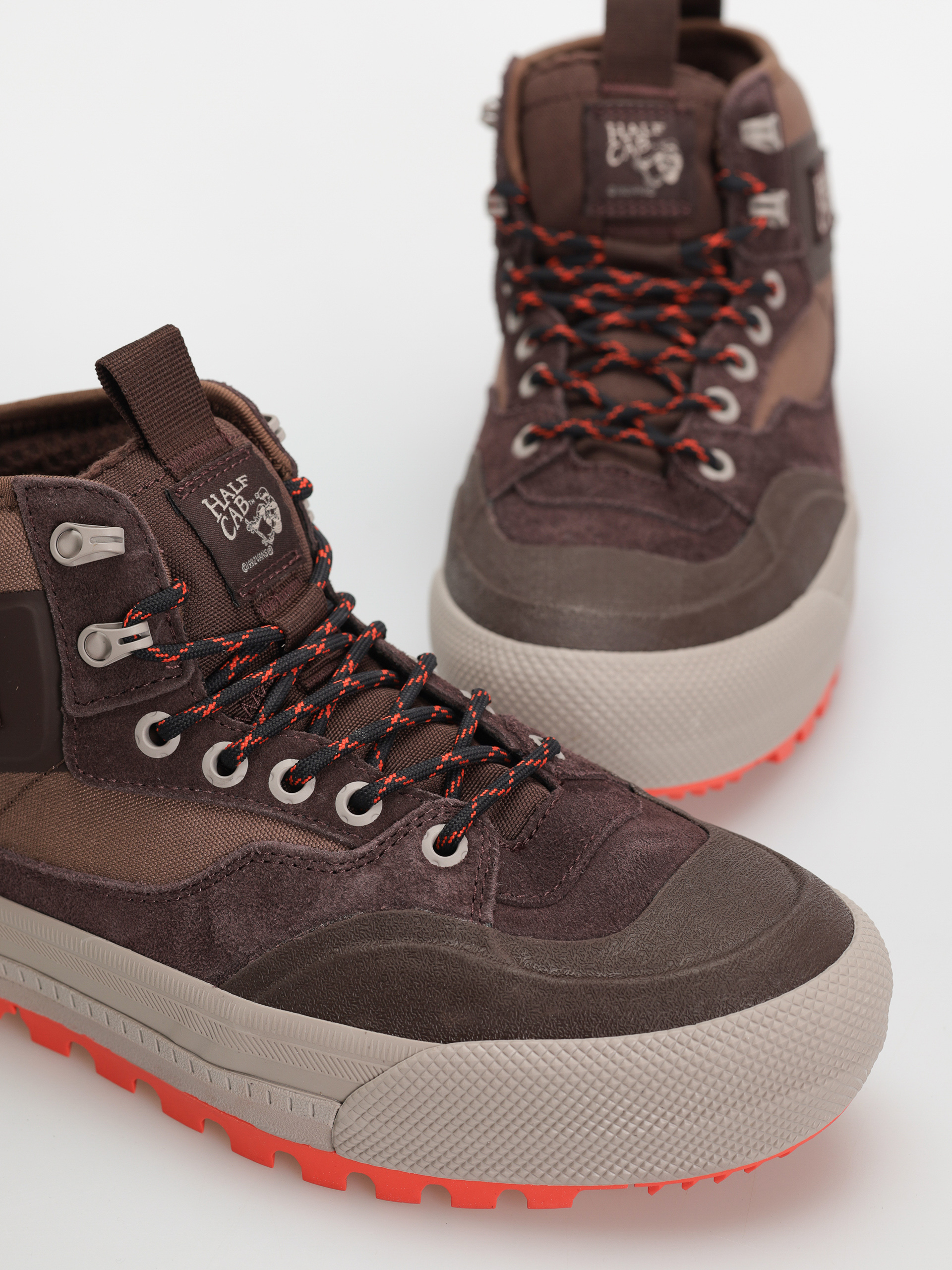 Vans Half Cab Gore Tex MTE Shoes - brown (bitter chocolate)