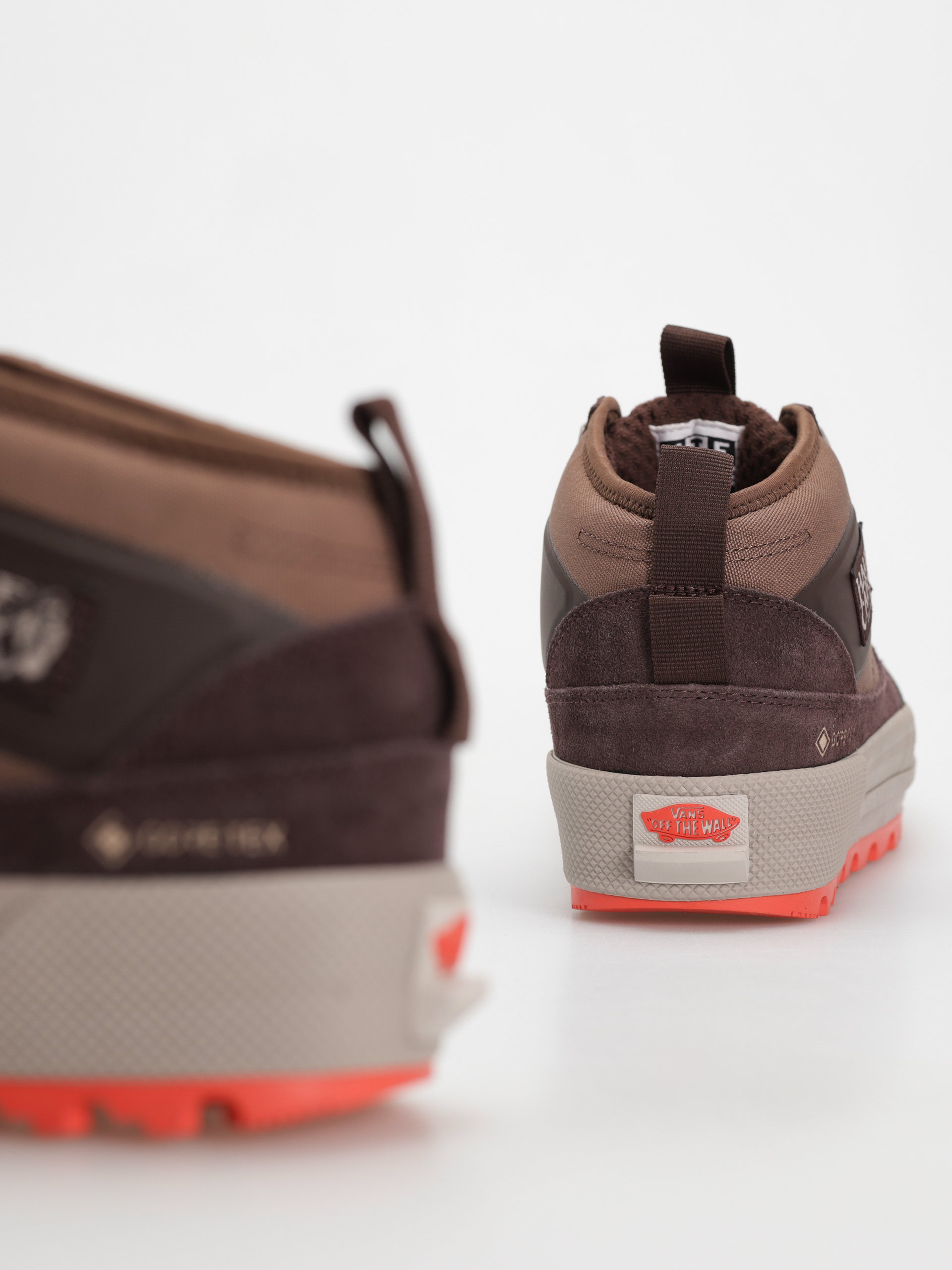 Vans Half Cab Gore Tex MTE Shoes - brown (bitter chocolate)