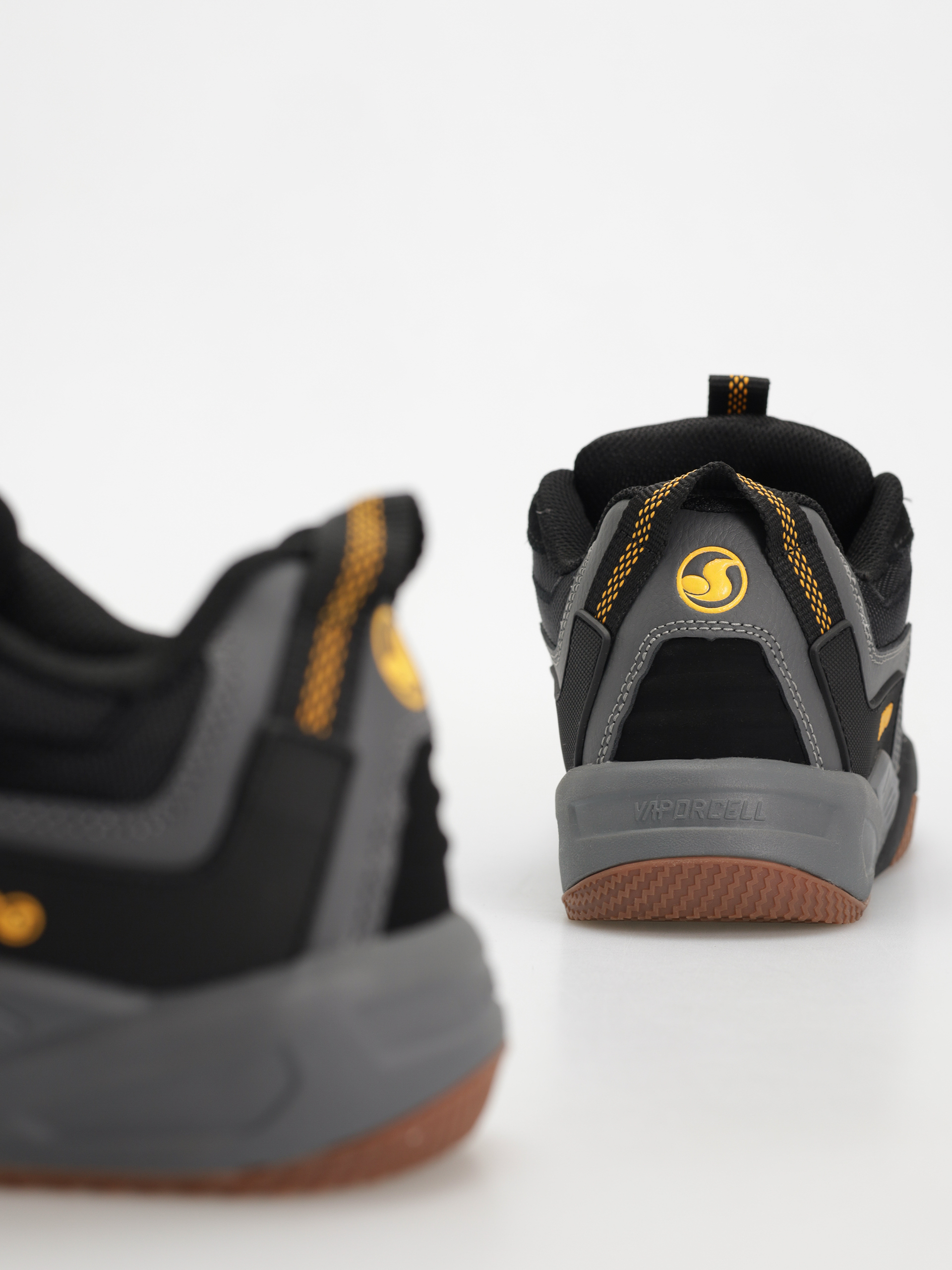 DVS Shoes Devious 2.0 (charcoal/black/gld)
