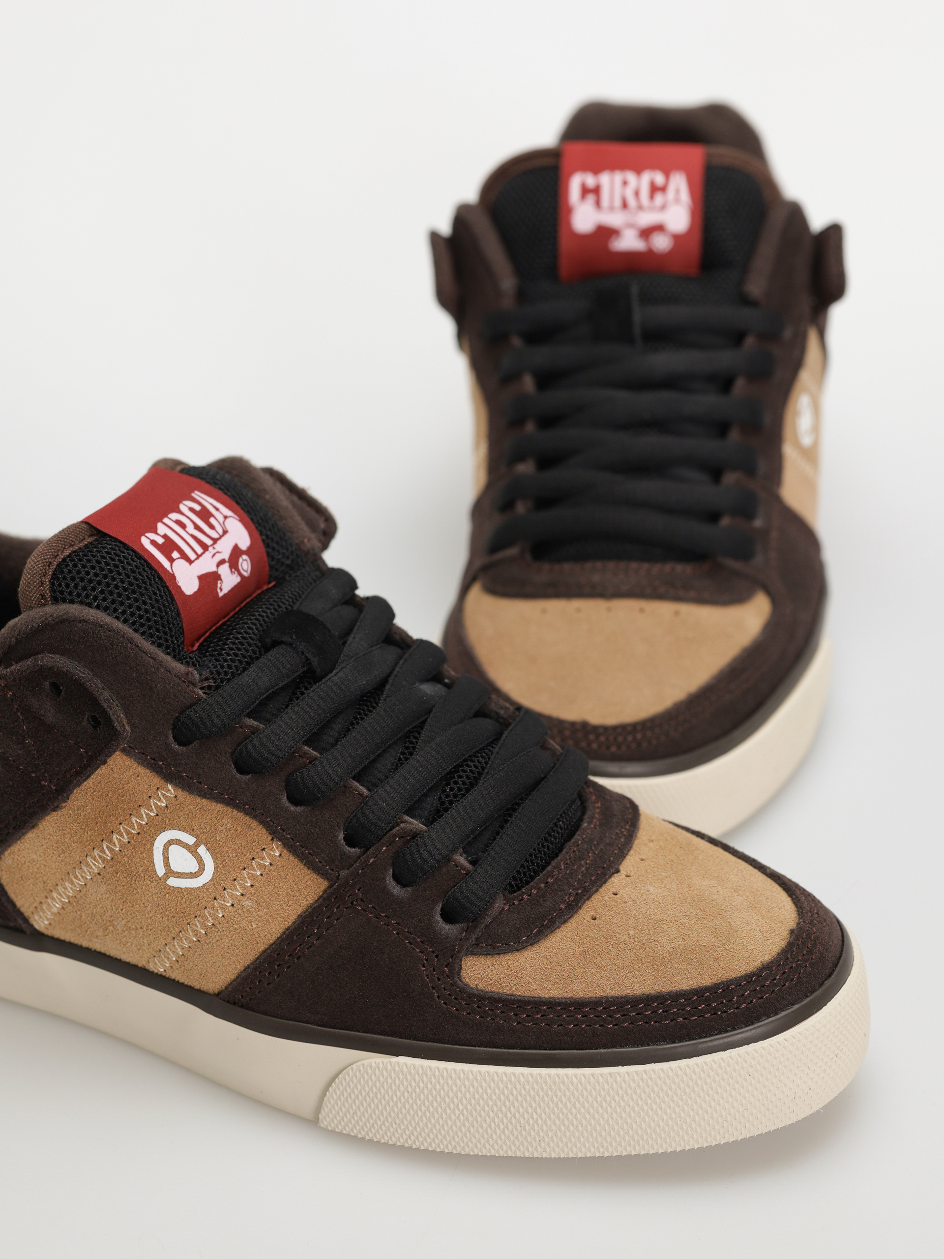 Circa Shoes Tre (tannin/black/red)