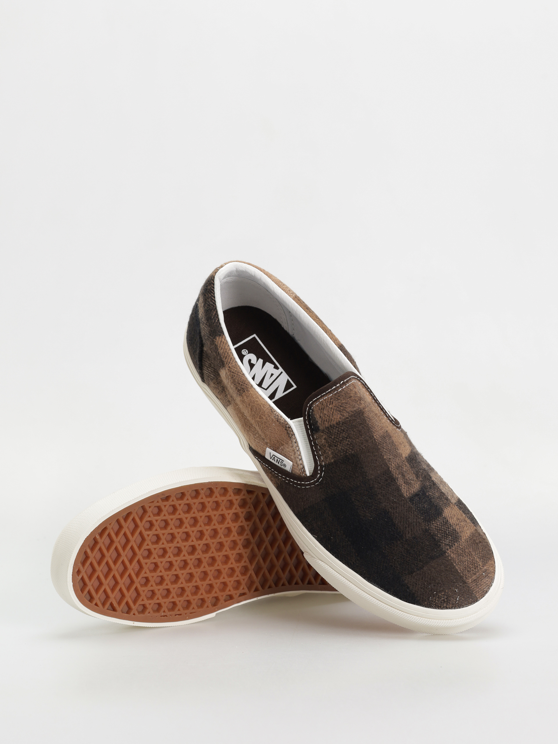 Vans Classic Slip On Shoes (sweater check brown)