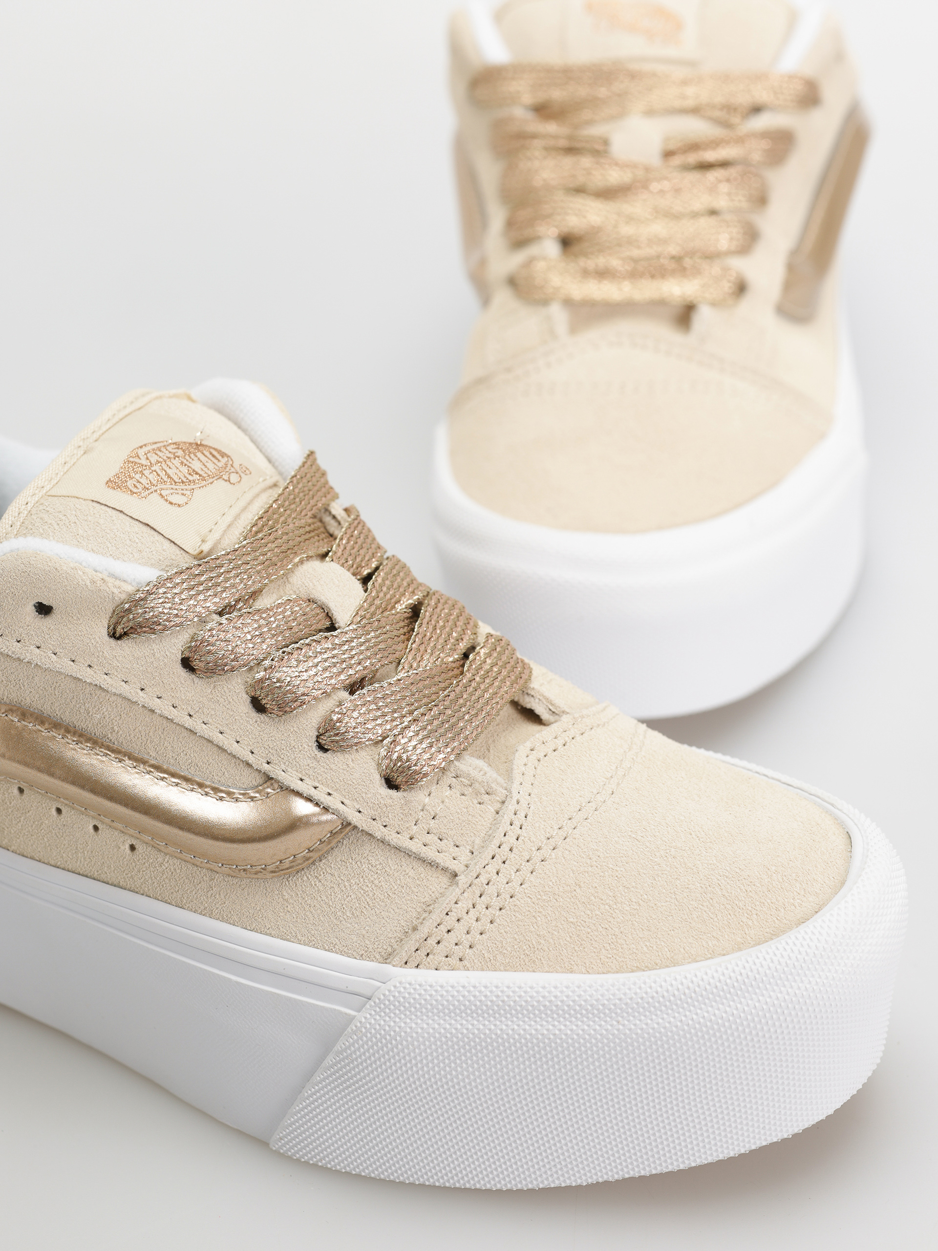 Vans Knu Stack Shoes (high shine gold)