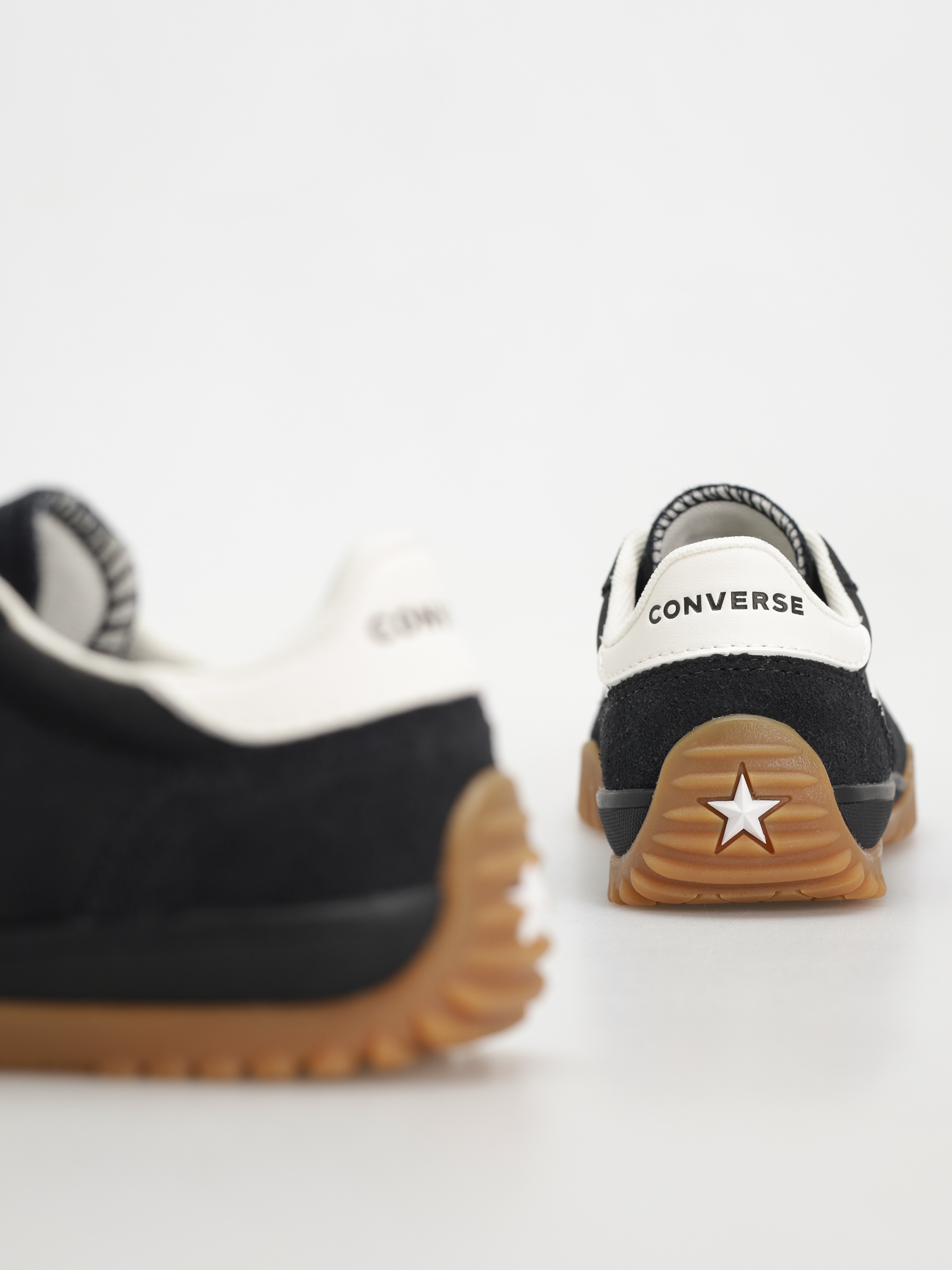 Converse Run Star Trainer Schuhe (black/egret/honey)