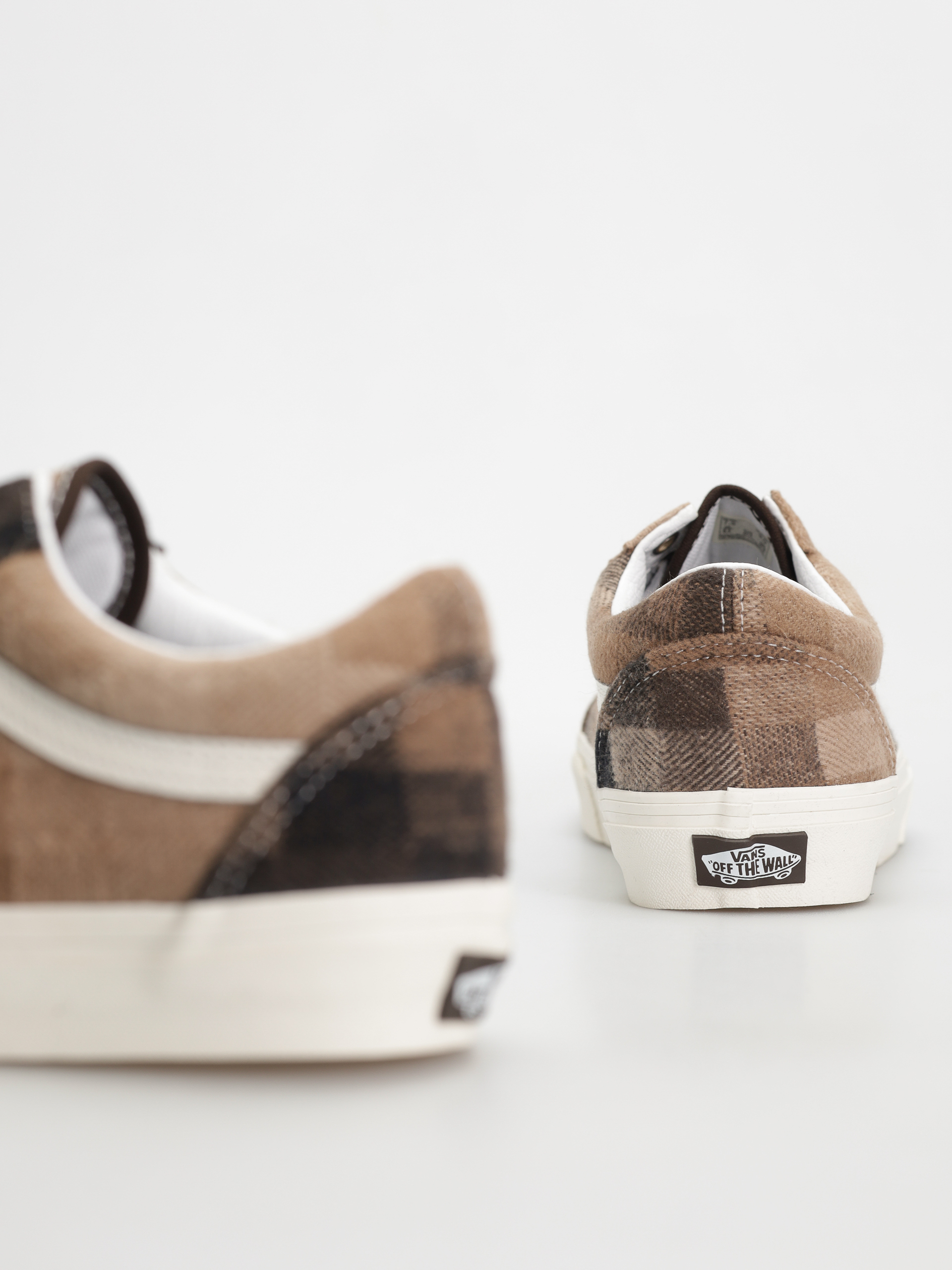 Vans Old Skool Shoes (sweater check brown)