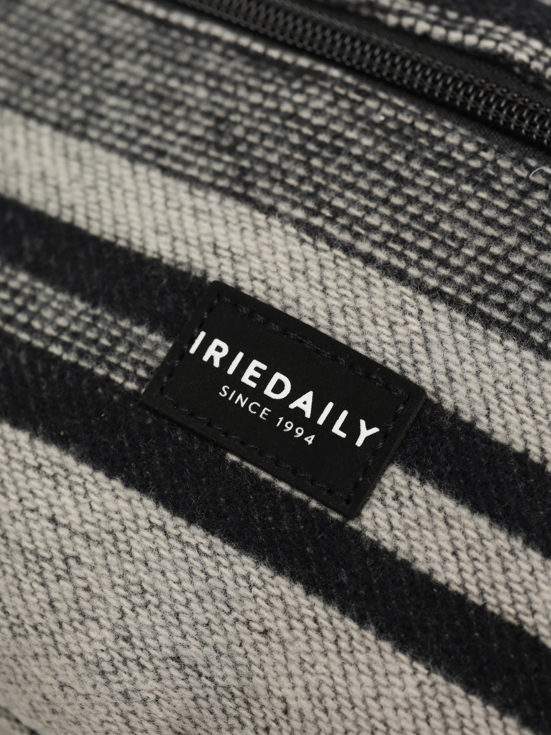 Iriedaily Santania Hip Bag Bum bag (black white)