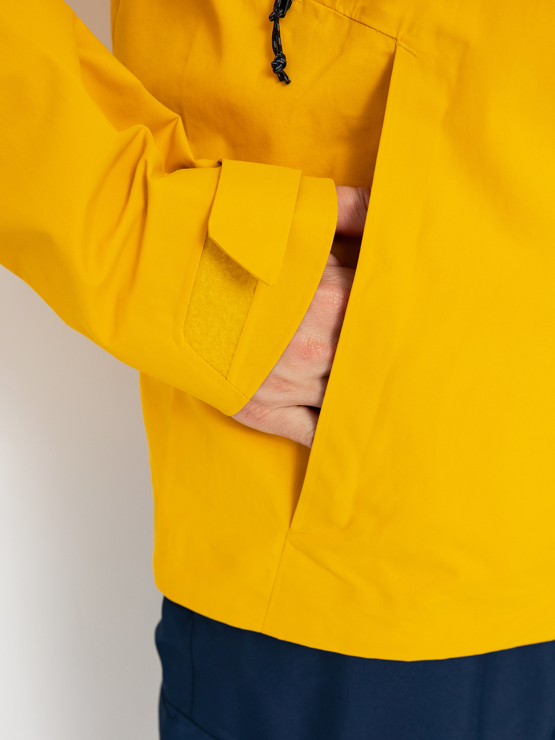 Herren Burton Snowboard Jacke Ak Gore Tex Cyclic (goldenrod/dusty blue)