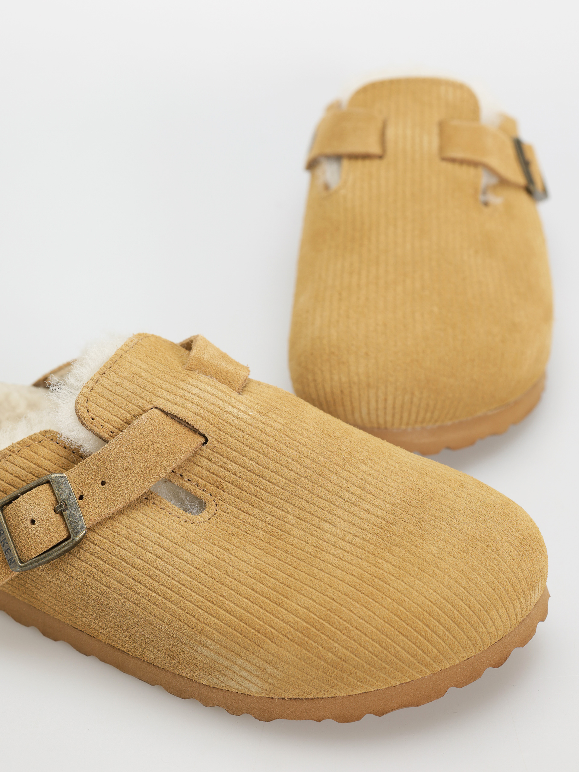 Birkenstock Boston VL Fell Suede Leather Fur Narrow Wmn Flip Flops (corduroy cork brown)