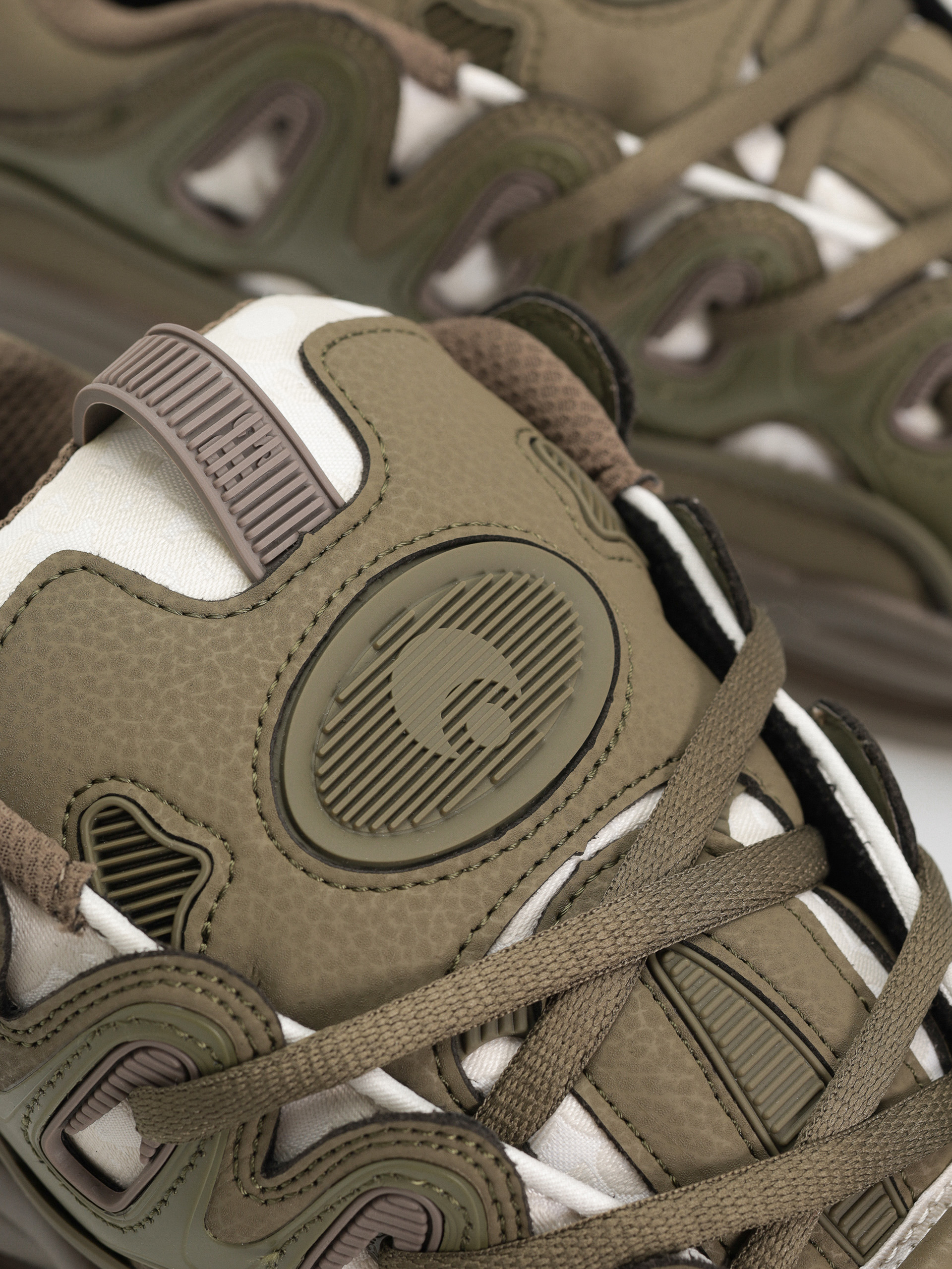 Osiris D3 2001 Shoes (olive/white)