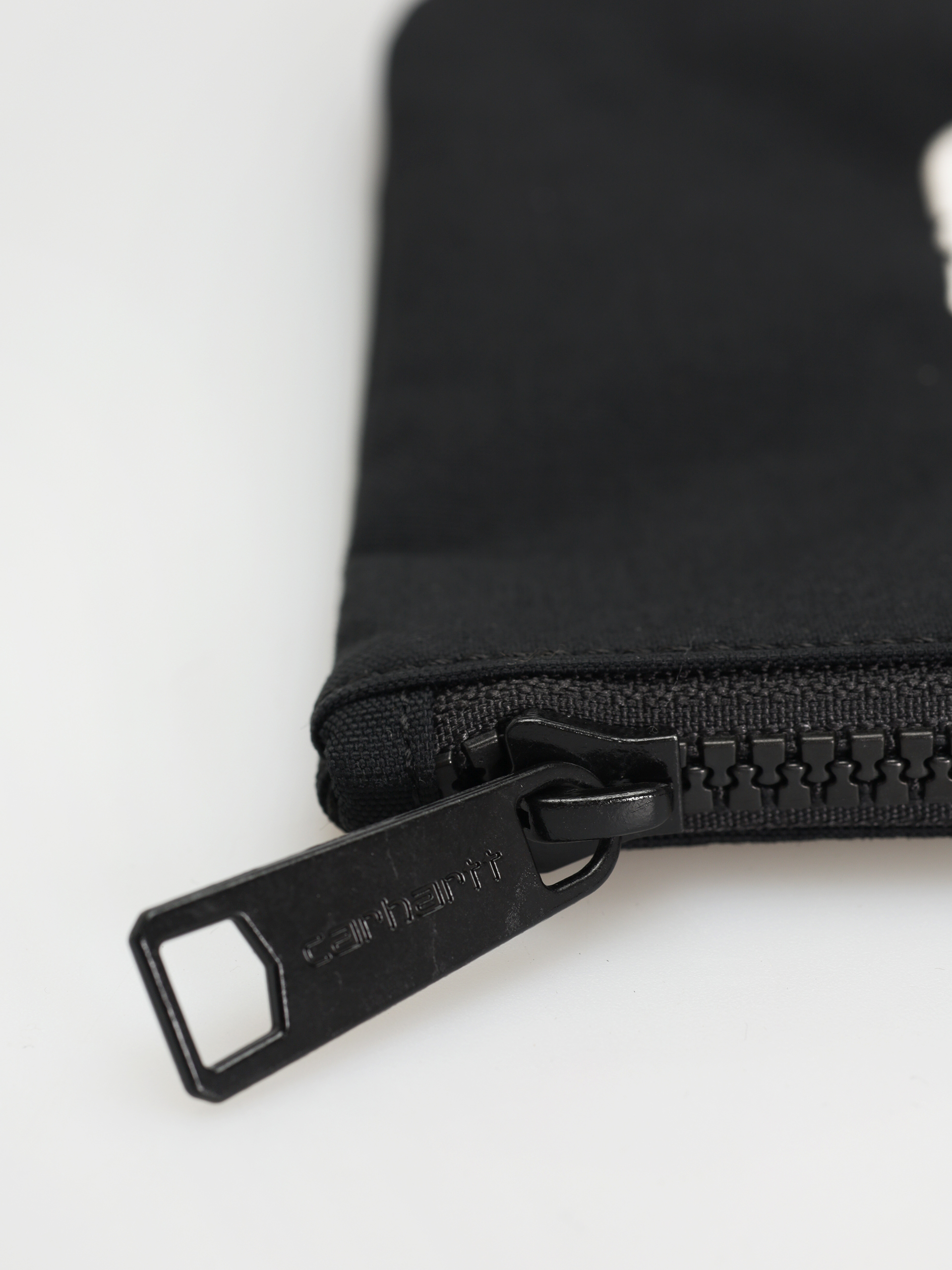 Carhartt WIP Industry Zip Wallet (black)