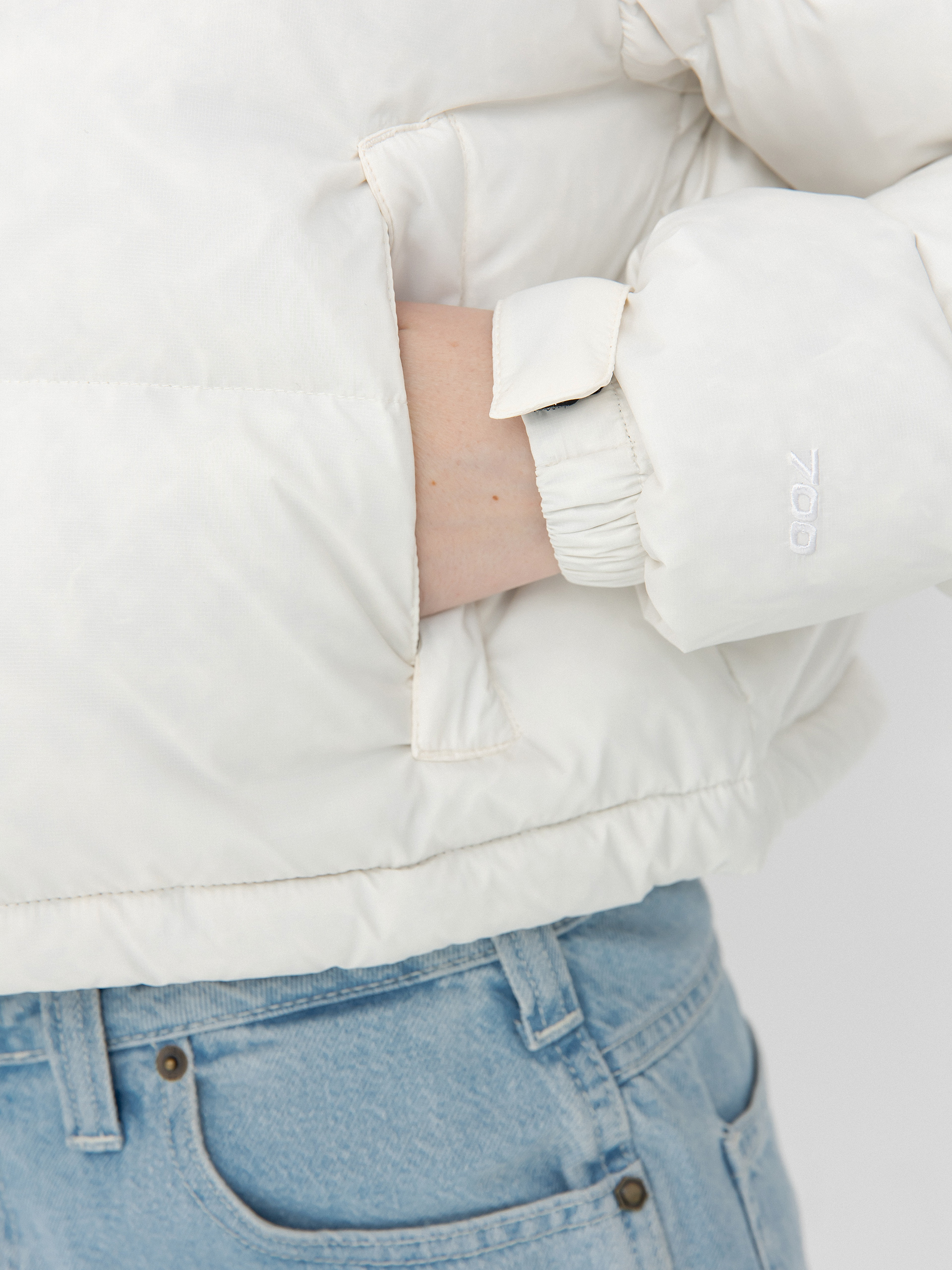 The North Face Jacket Nuptse Short Wmn (white dune/tnf black)