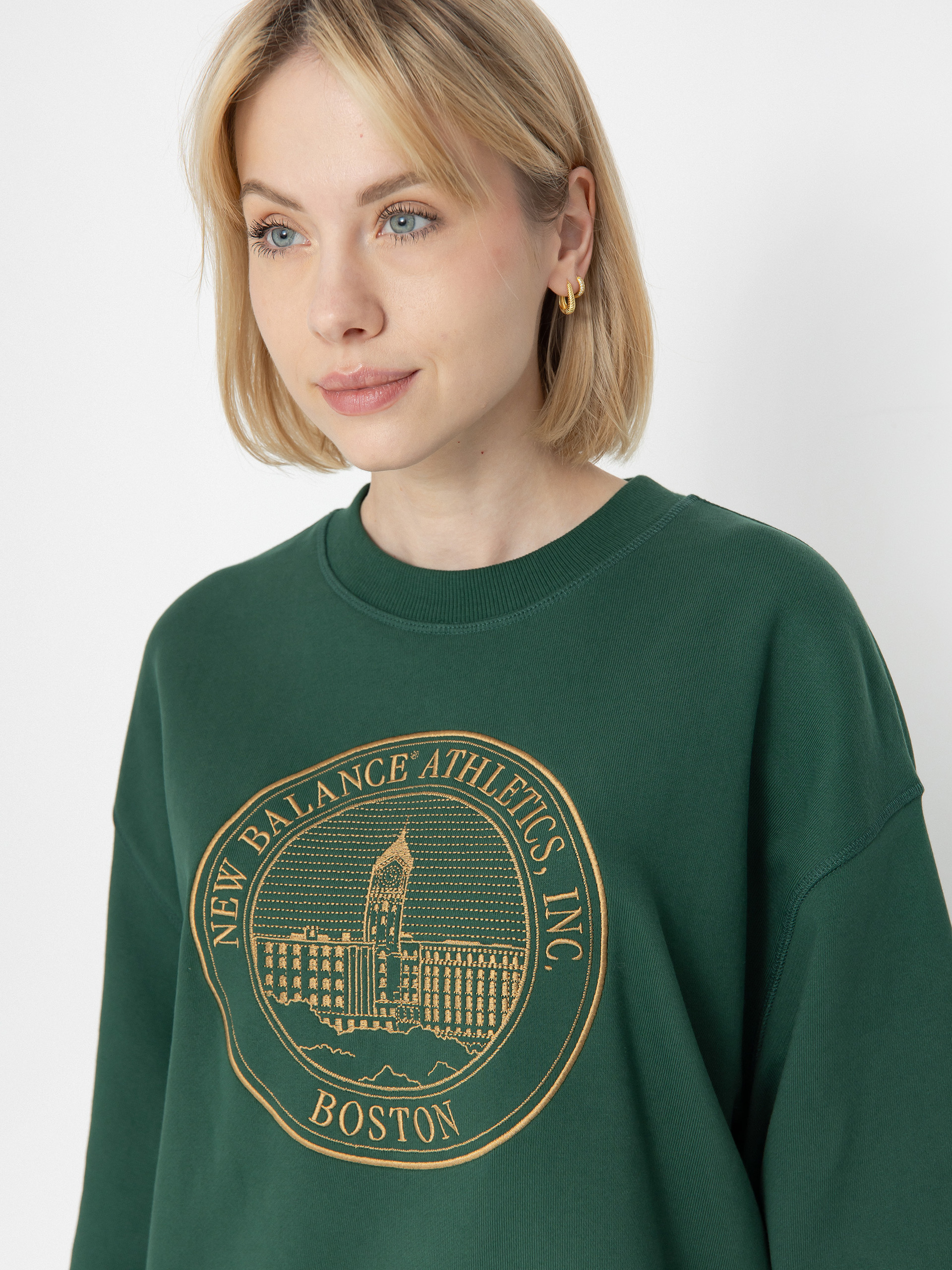 New Balance Sweatshirt Athletics French Terry Oversized Crest Crew Wmn (nightwatch green)