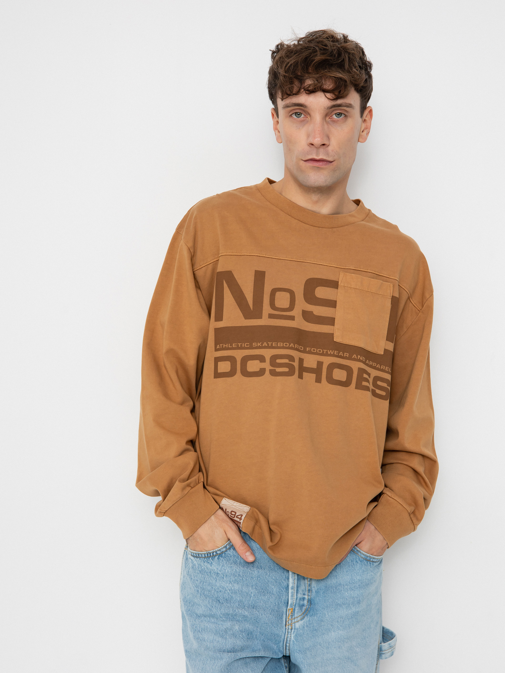 DC Longsleeve No 94 Worker Pocket (chipmunk enzyme wash)