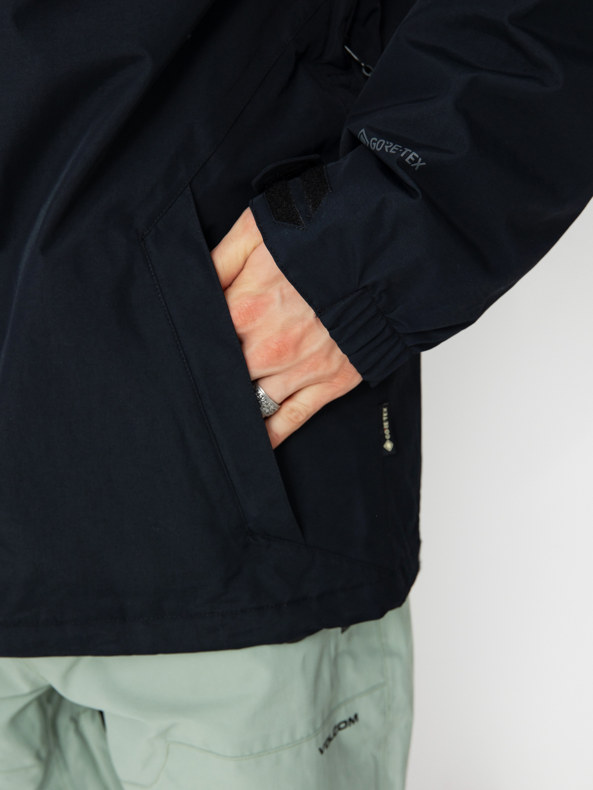 Herren Volcom Snowboard Jacke L Ins Gore Tex (black)