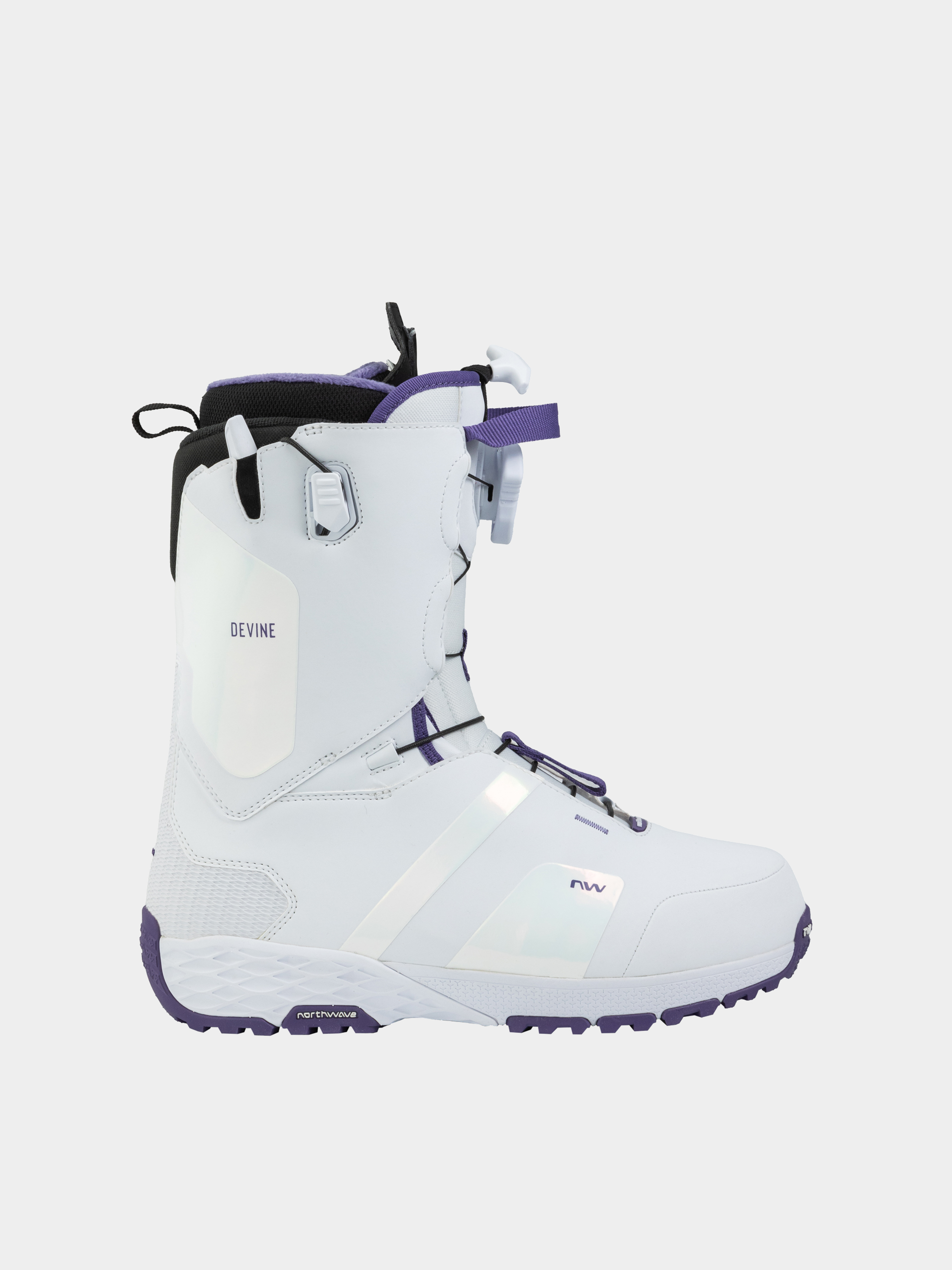 Northwave snowboarding boots with Burton bindings Northwave Three Snowboard Boot 2007 | evo main image 2