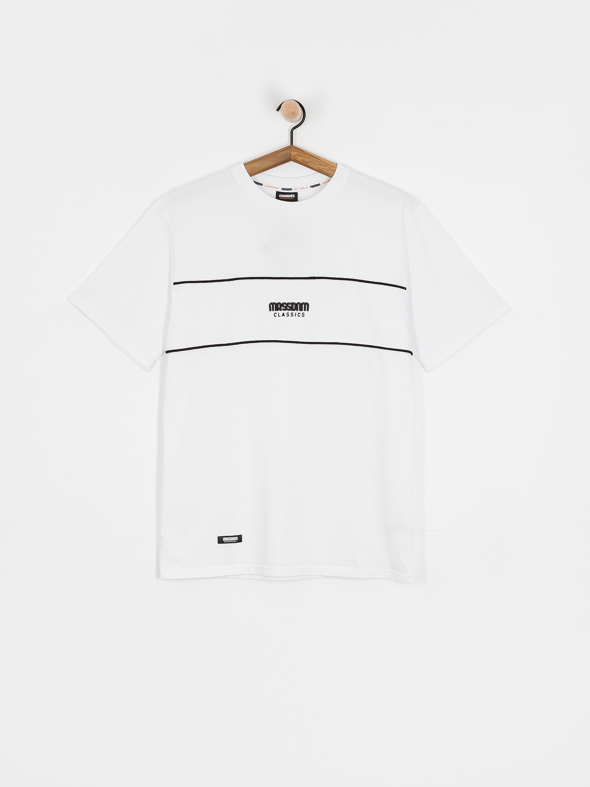 MassDnm Classic Cut T-Shirt (white)