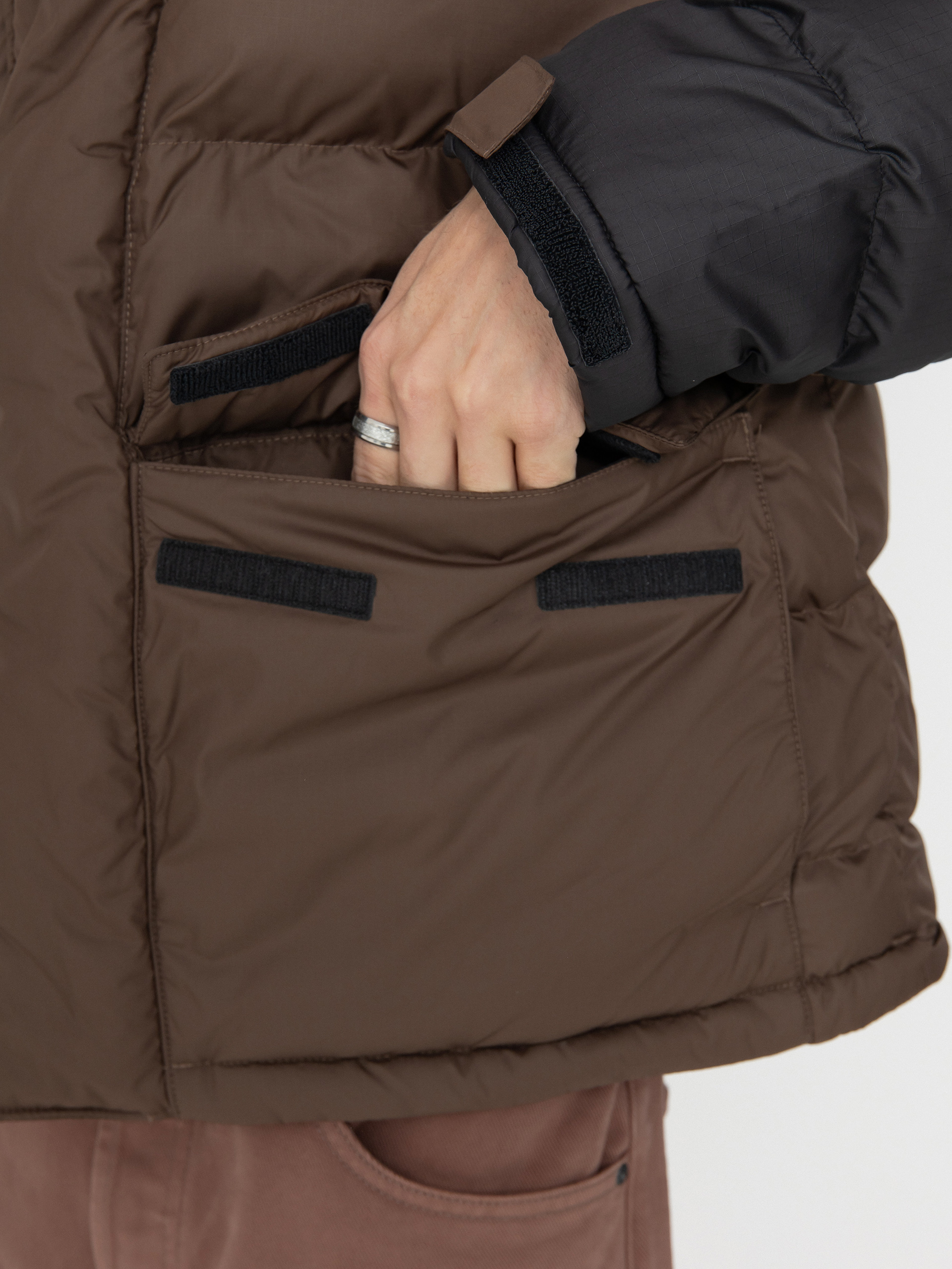 The North Face Limbara Insulated Jacket (smokey brown)