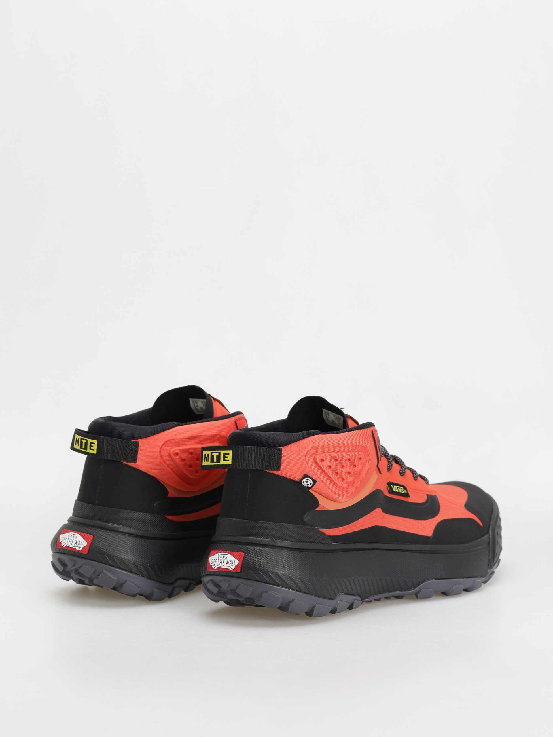 Vans Crosspath Mid MTE Shoes (orange/black)