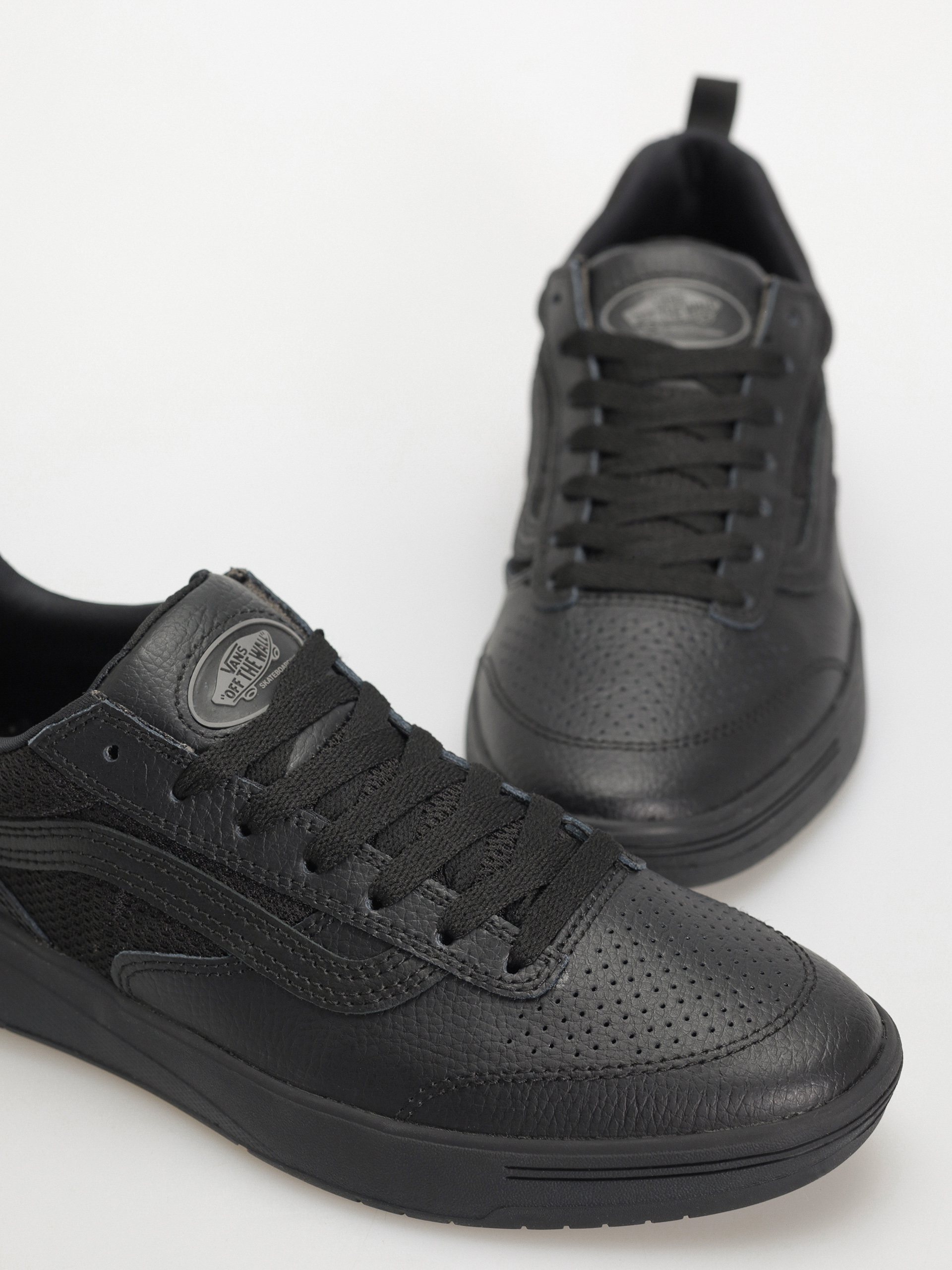 Vans Skate Zahba Shoes (leather blackout)