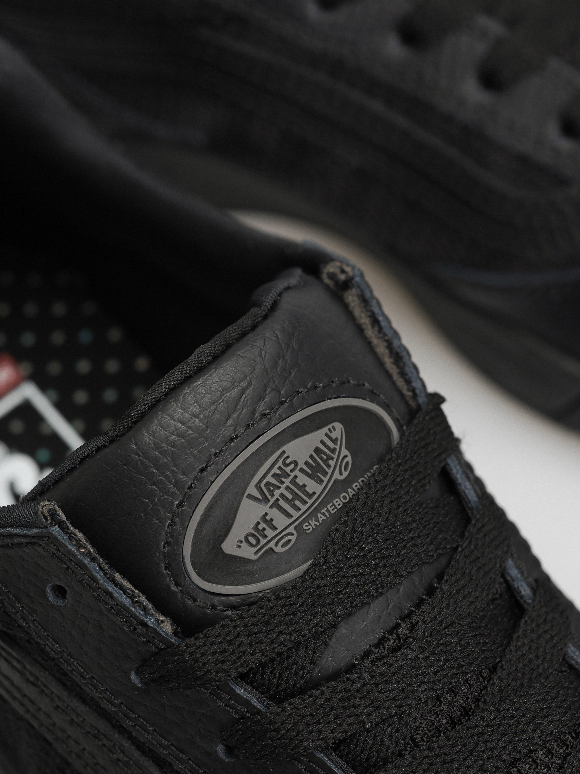 Vans Skate Zahba Shoes (leather blackout)