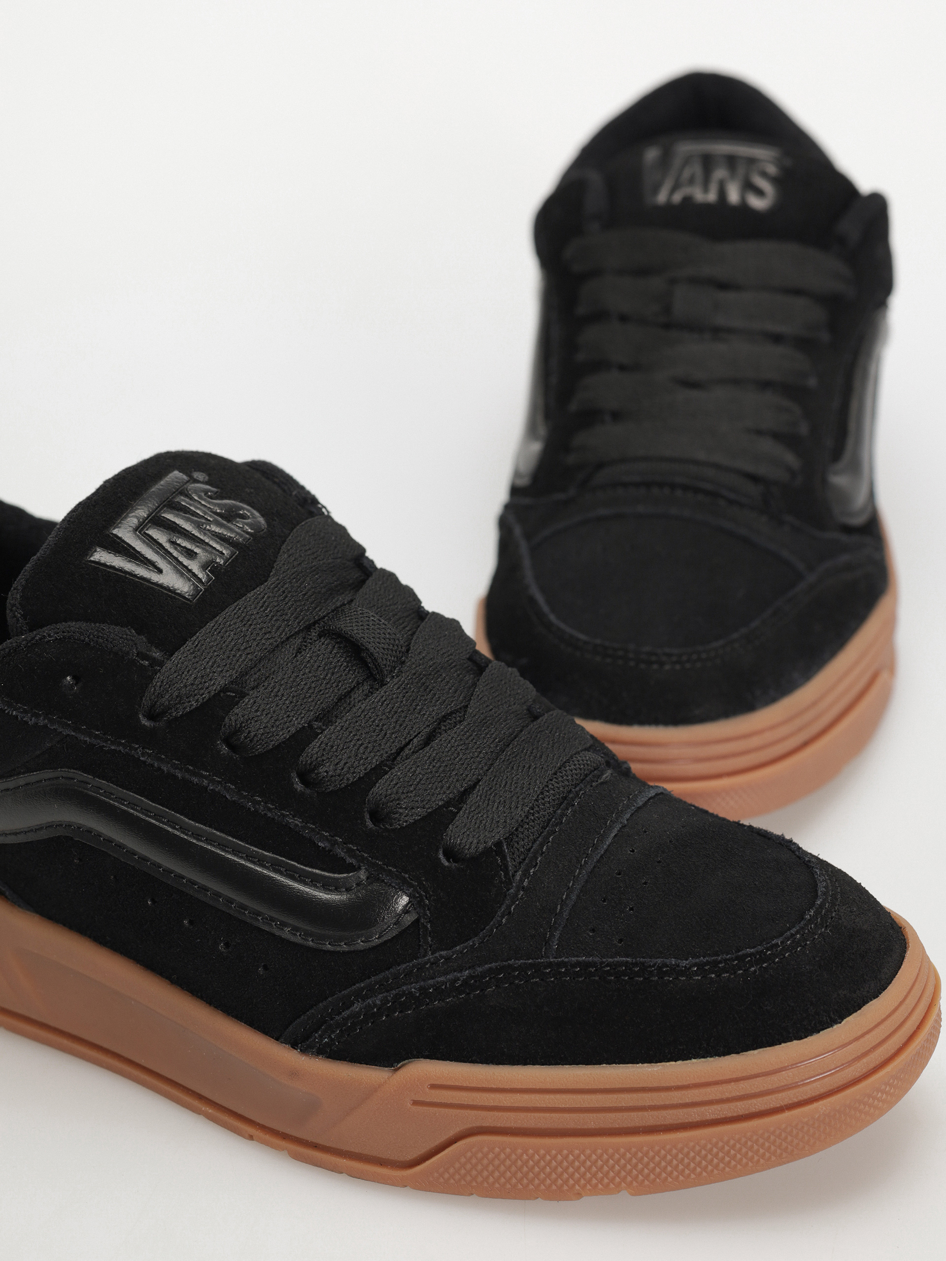 Vans Hylane Shoes (black/gum)
