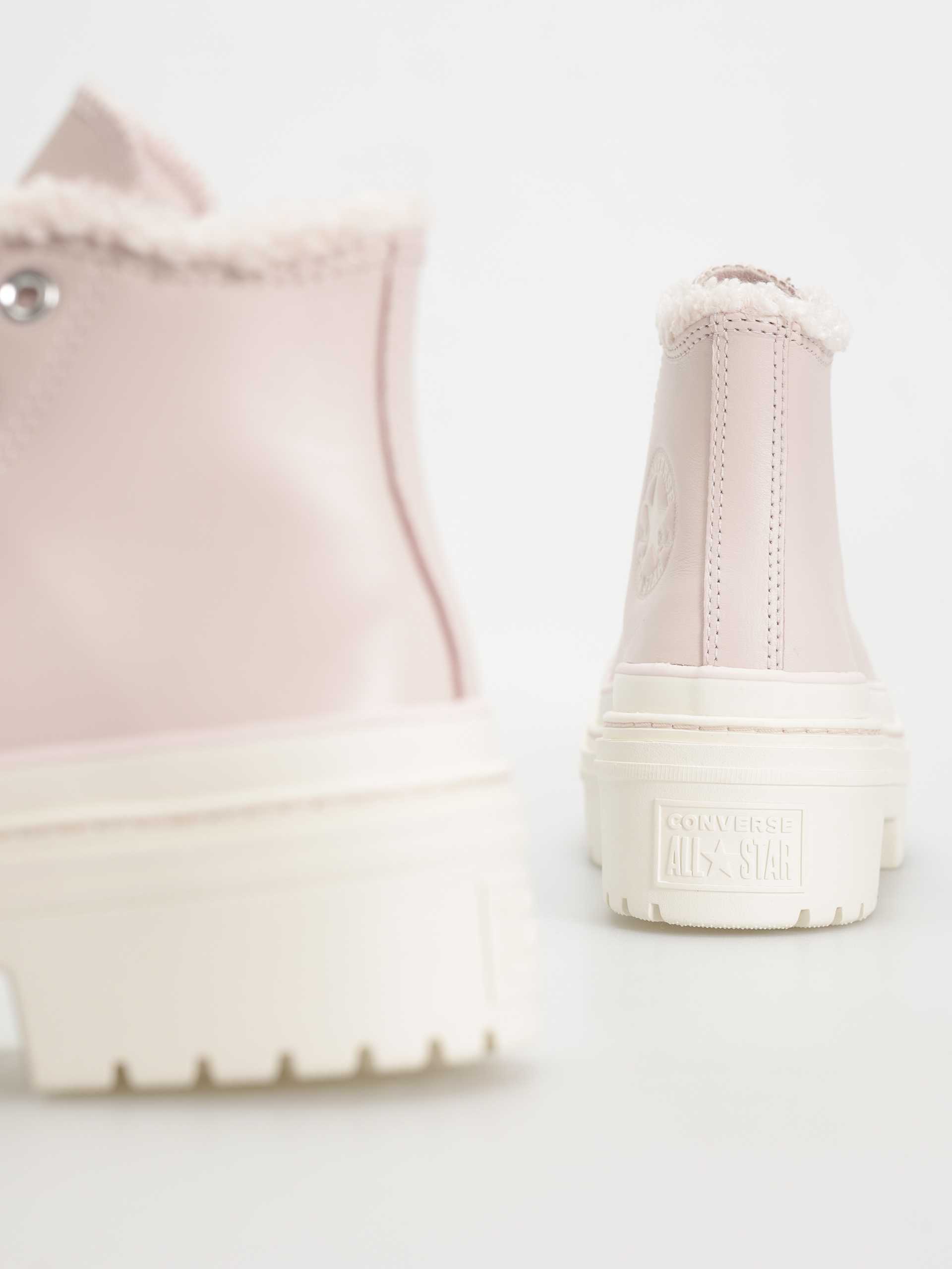 Converse Schuhe Chuck Taylor All Star Lugged Heel Sherpa Wmn (blush hush/egret/egret)