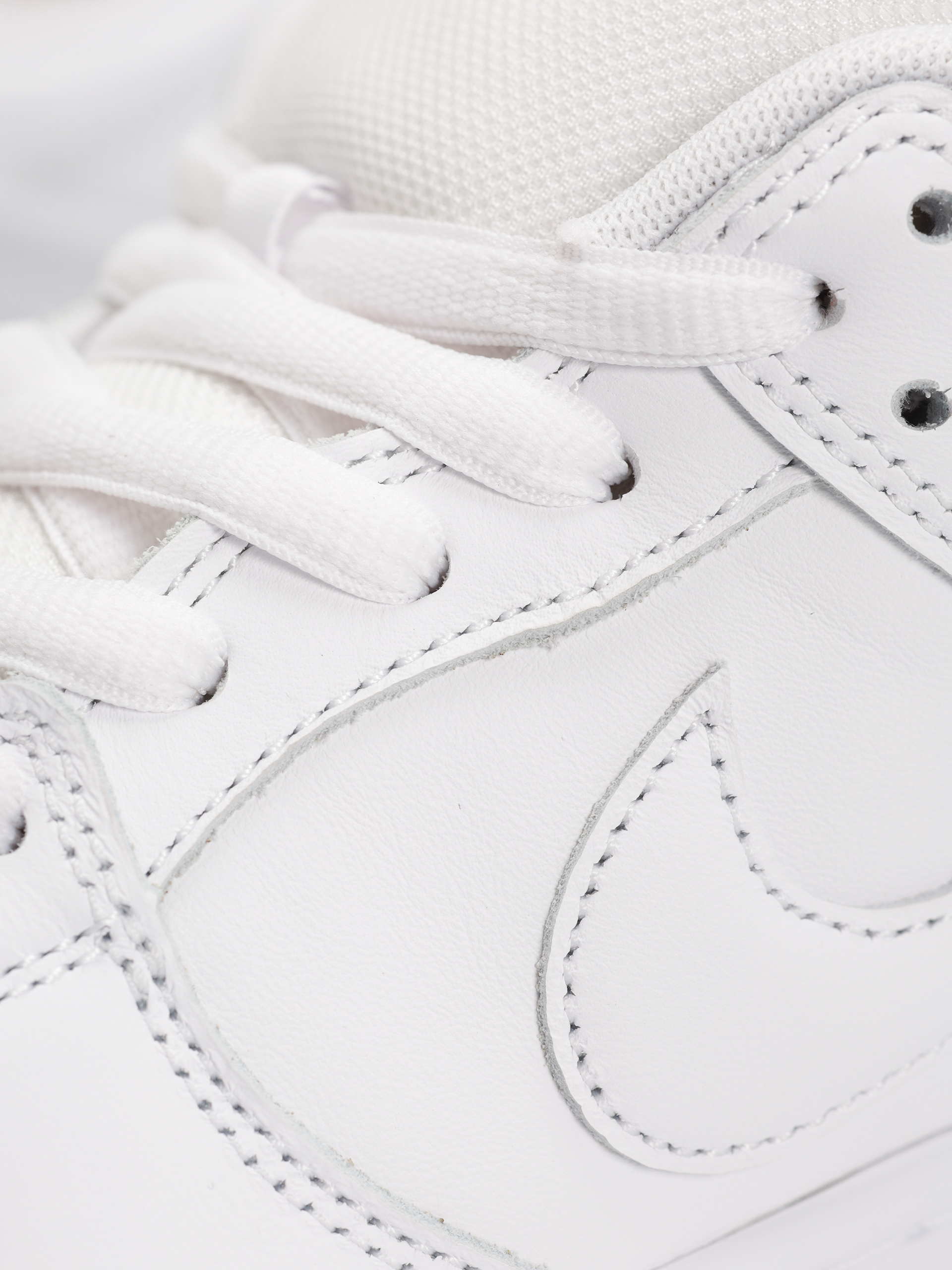 Nike SB Dunk Low Pro Schuhe (white/white white white)