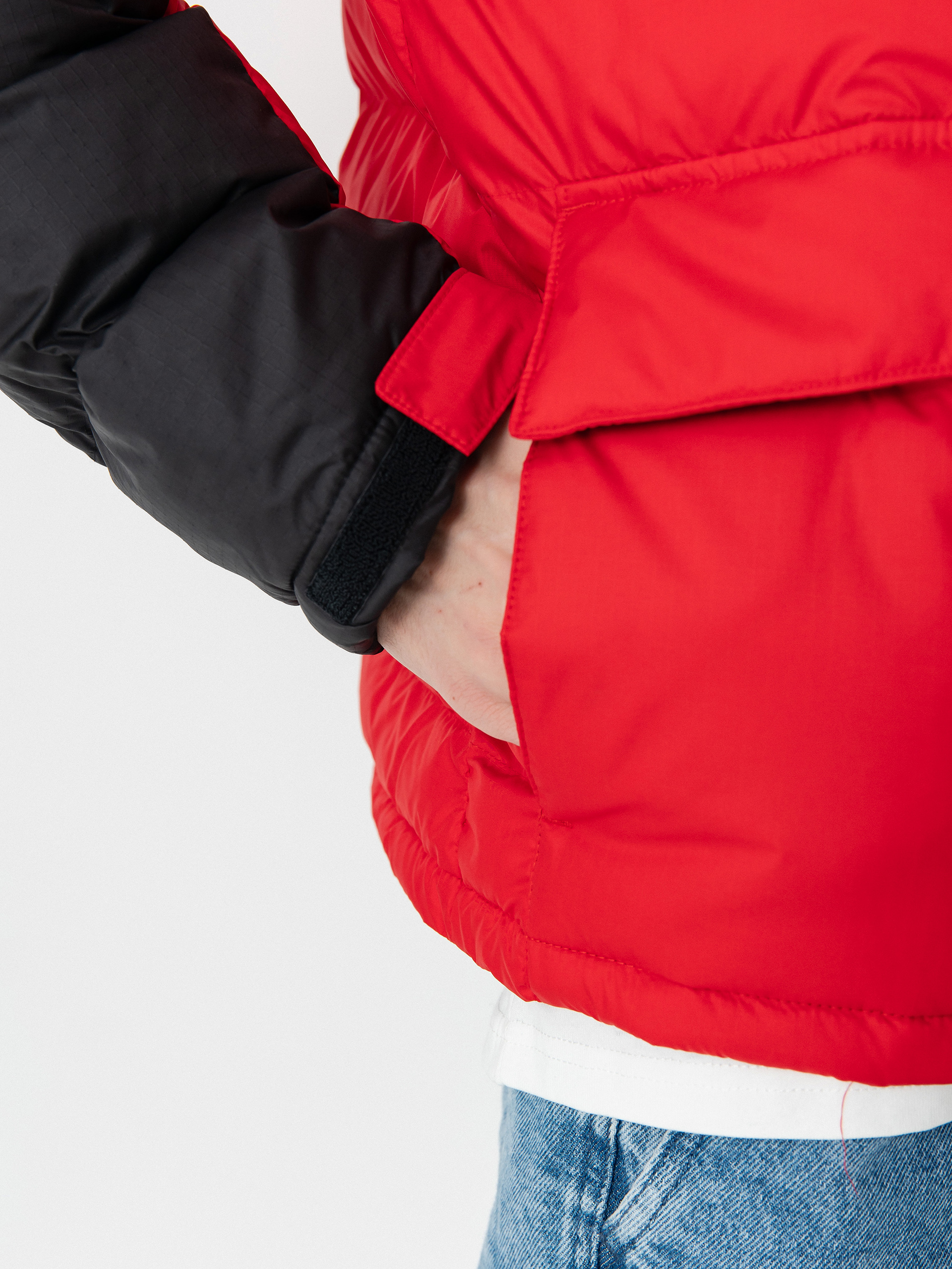 The North Face Limbara Insulated Jacket (tnf red)