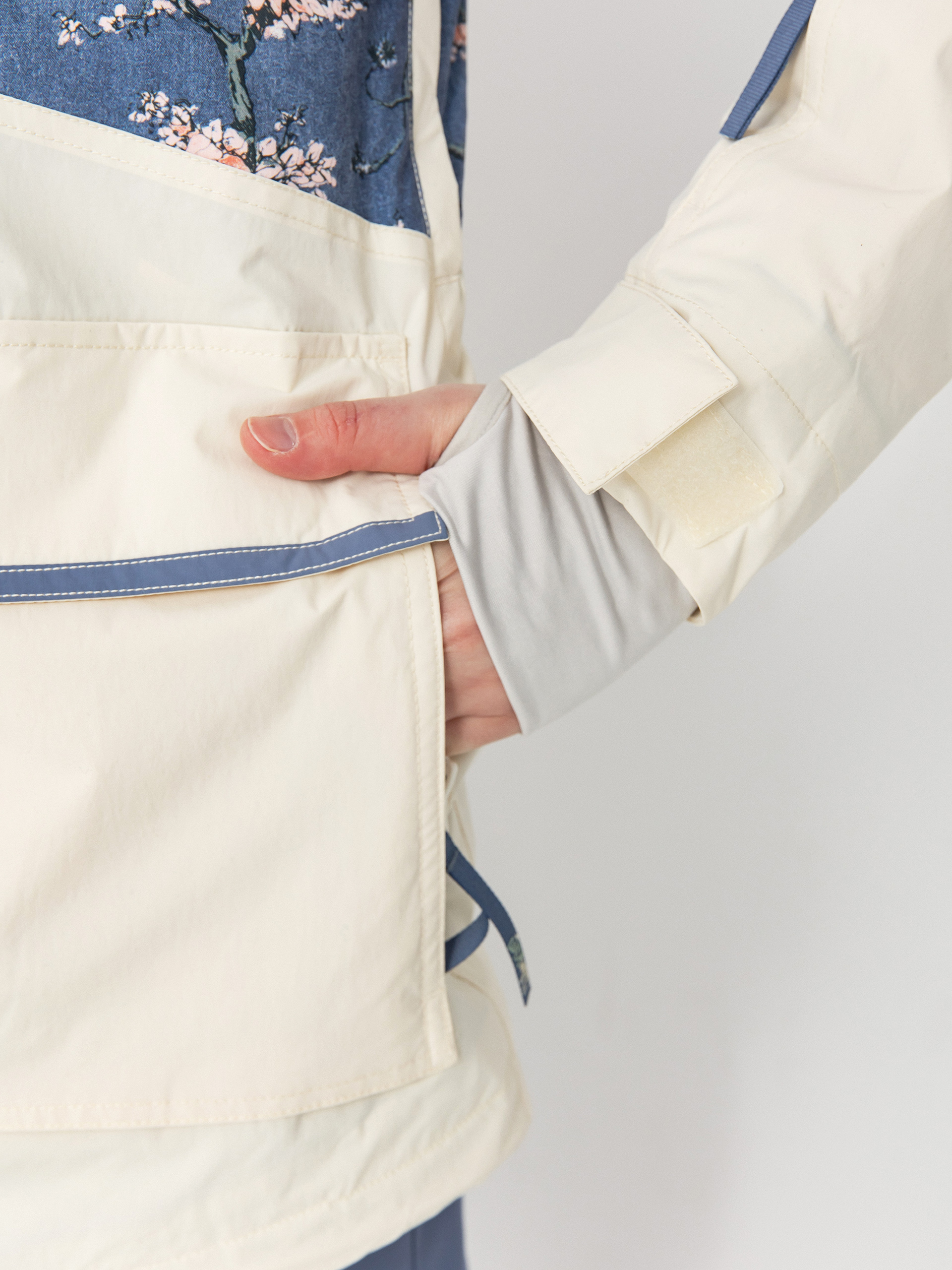 Womens Roxy Chloe Kim Parka Snowboard jacket (chloe blossom)