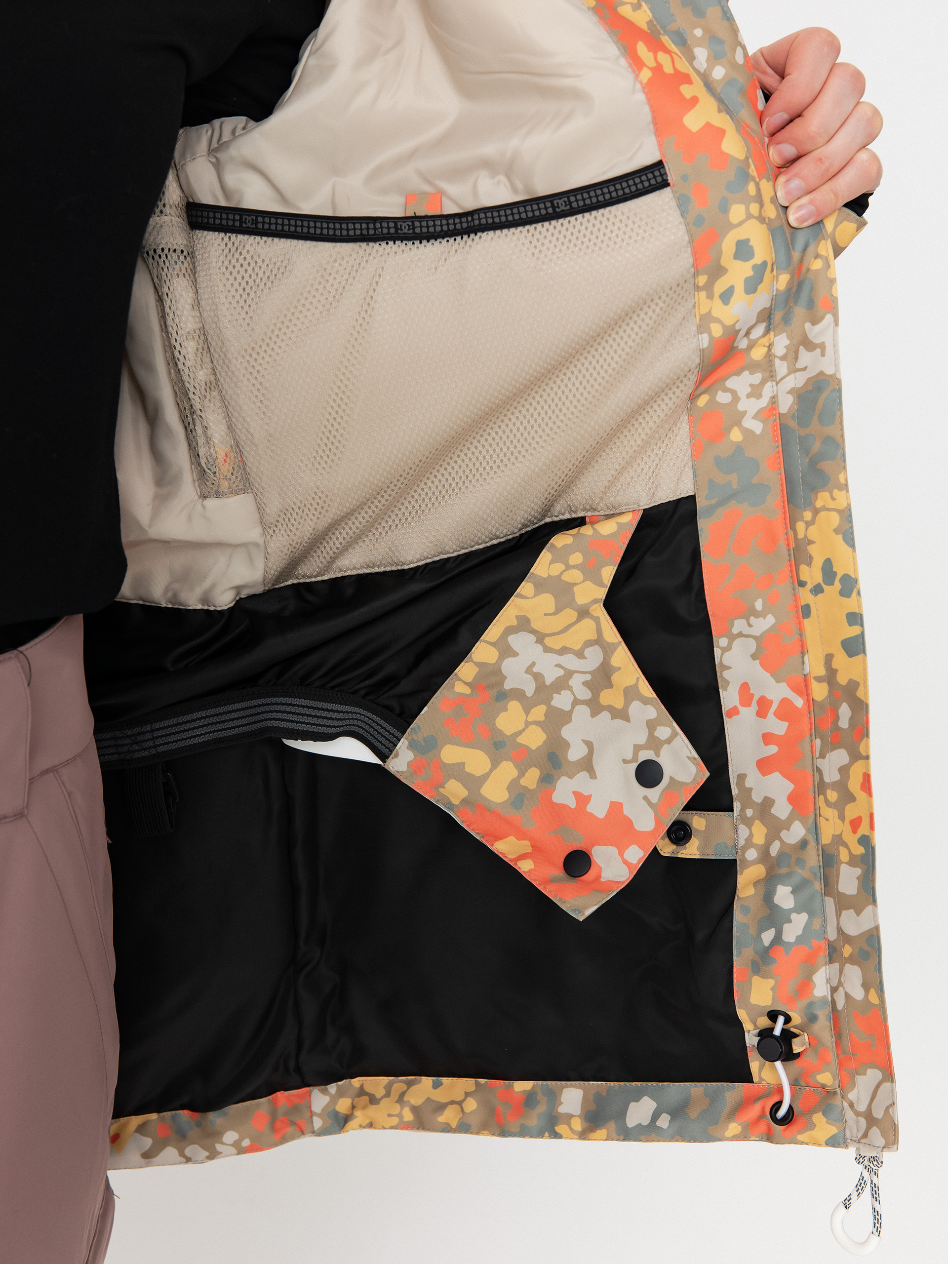 Womens DC Cruiser Snowboard jacket (fractal coral)