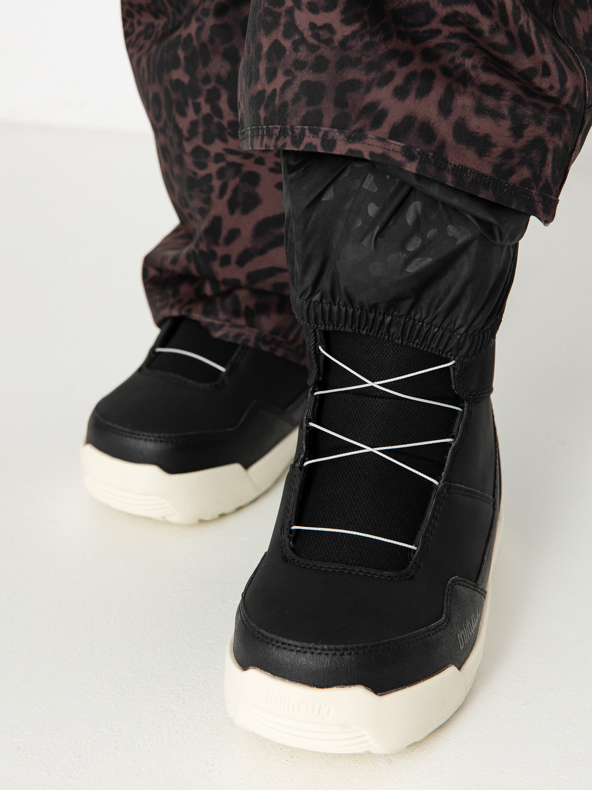 Damen Volcom Snowboard Hose Swift Bib Overall (leopard)